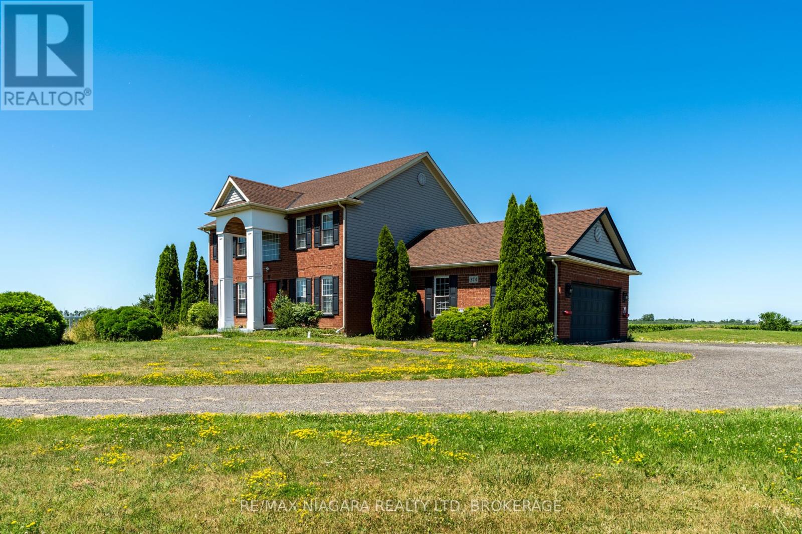 374 Niagara Stone Road, Niagara-On-The-Lake, Ontario  L0S 1J0 - Photo 3 - X12446338