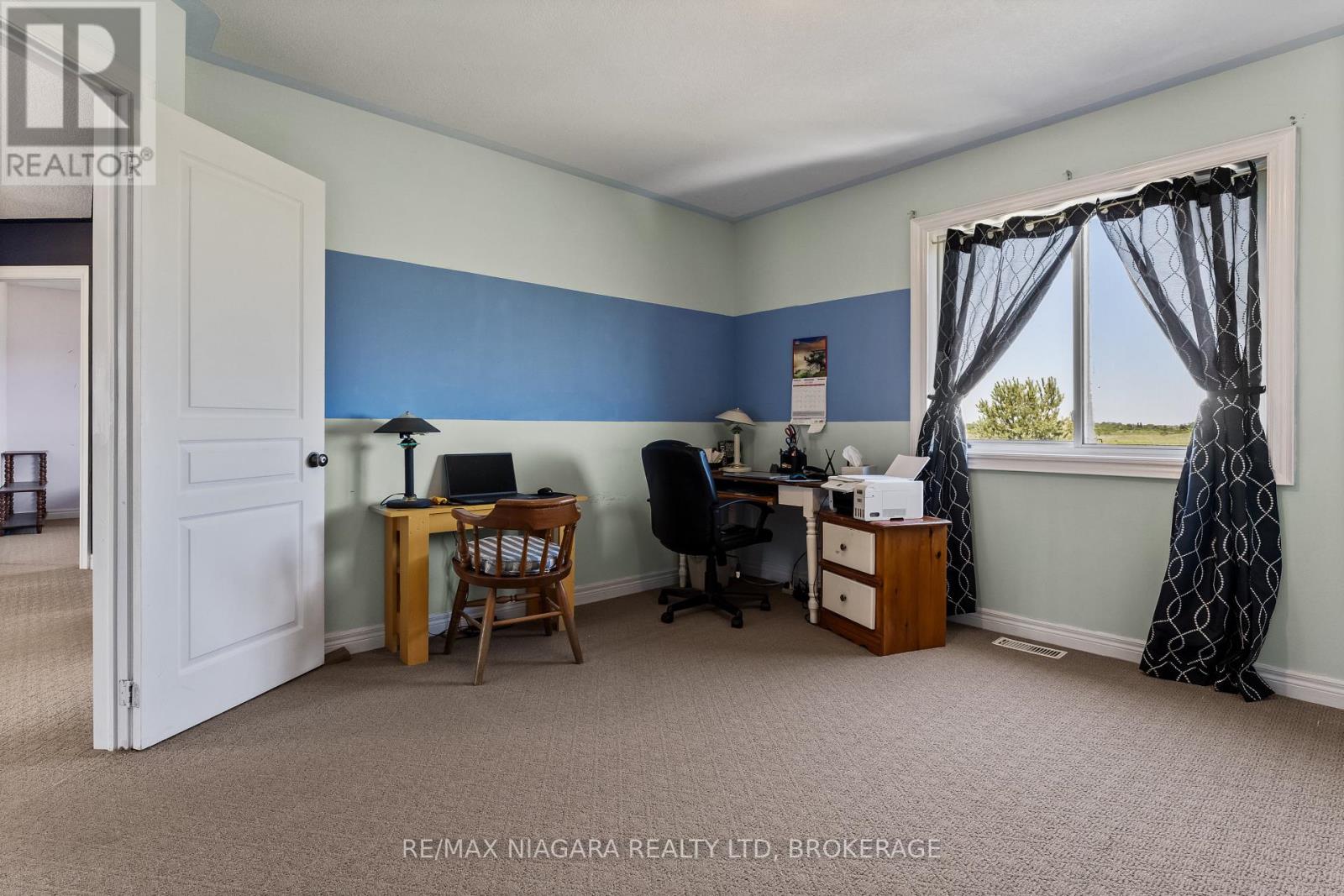 374 Niagara Stone Road, Niagara-On-The-Lake, Ontario  L0S 1J0 - Photo 30 - X12446338