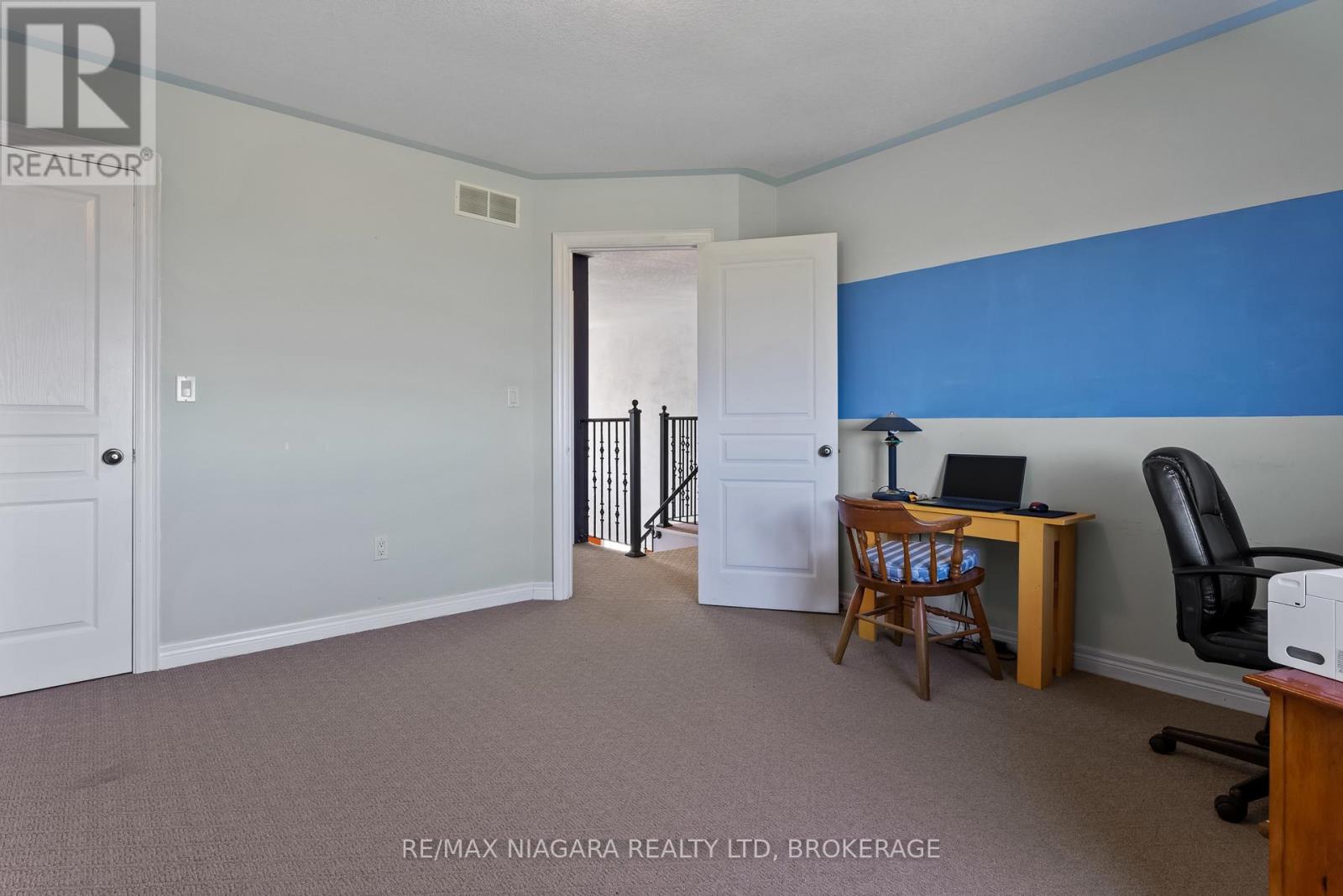 374 Niagara Stone Road, Niagara-On-The-Lake, Ontario  L0S 1J0 - Photo 31 - X12446338