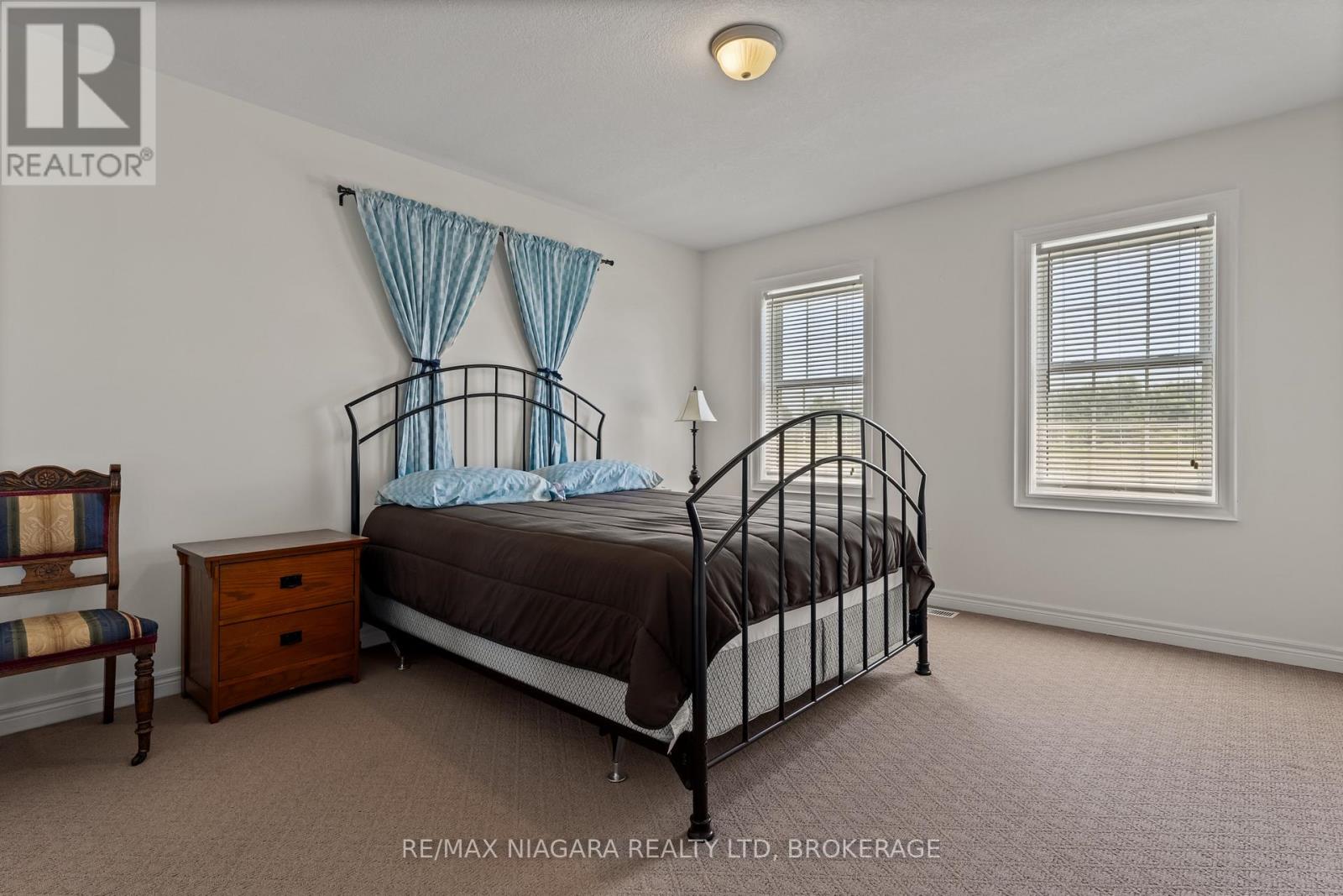 374 Niagara Stone Road, Niagara-On-The-Lake, Ontario  L0S 1J0 - Photo 32 - X12446338