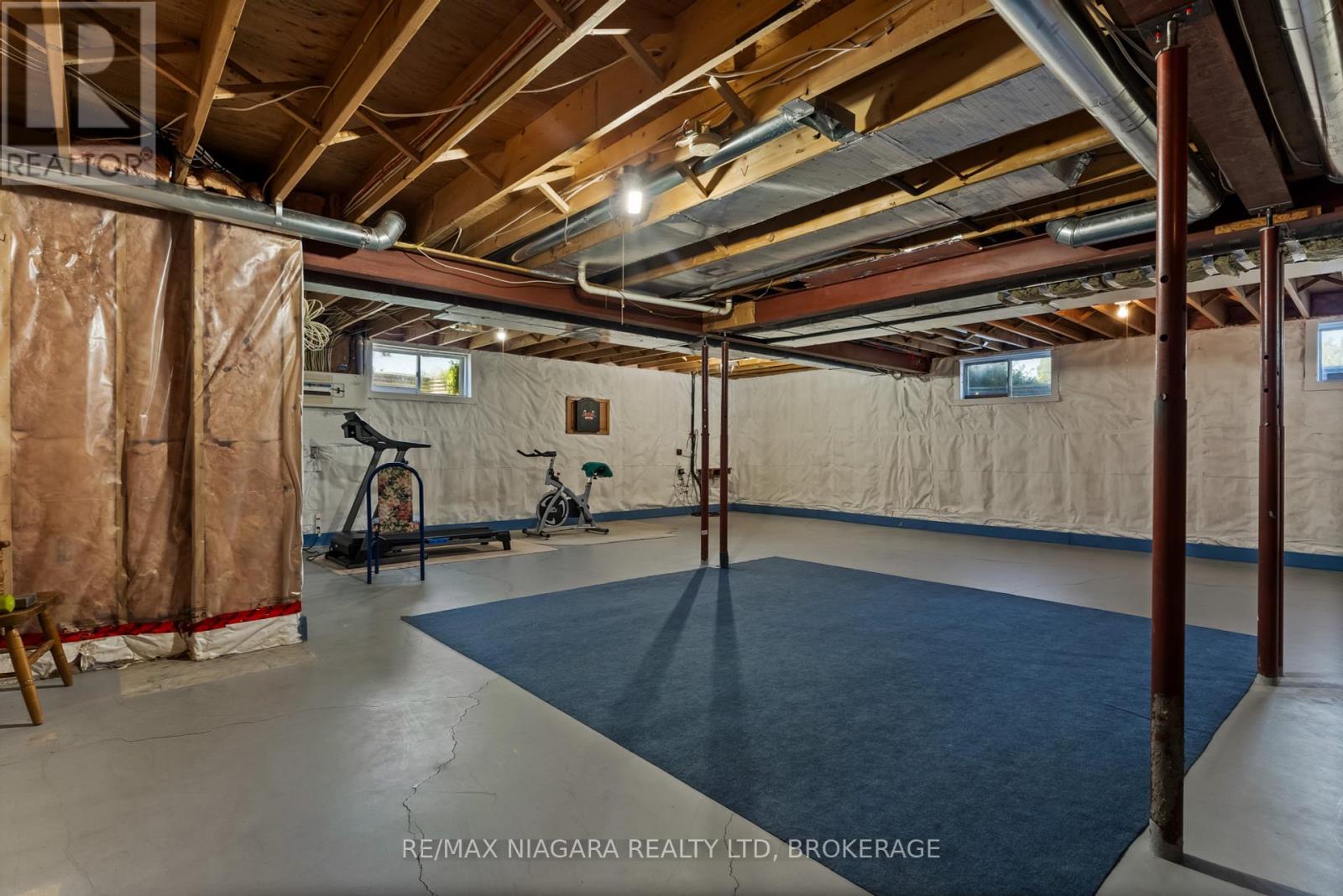 374 Niagara Stone Road, Niagara-On-The-Lake, Ontario  L0S 1J0 - Photo 34 - X12446338