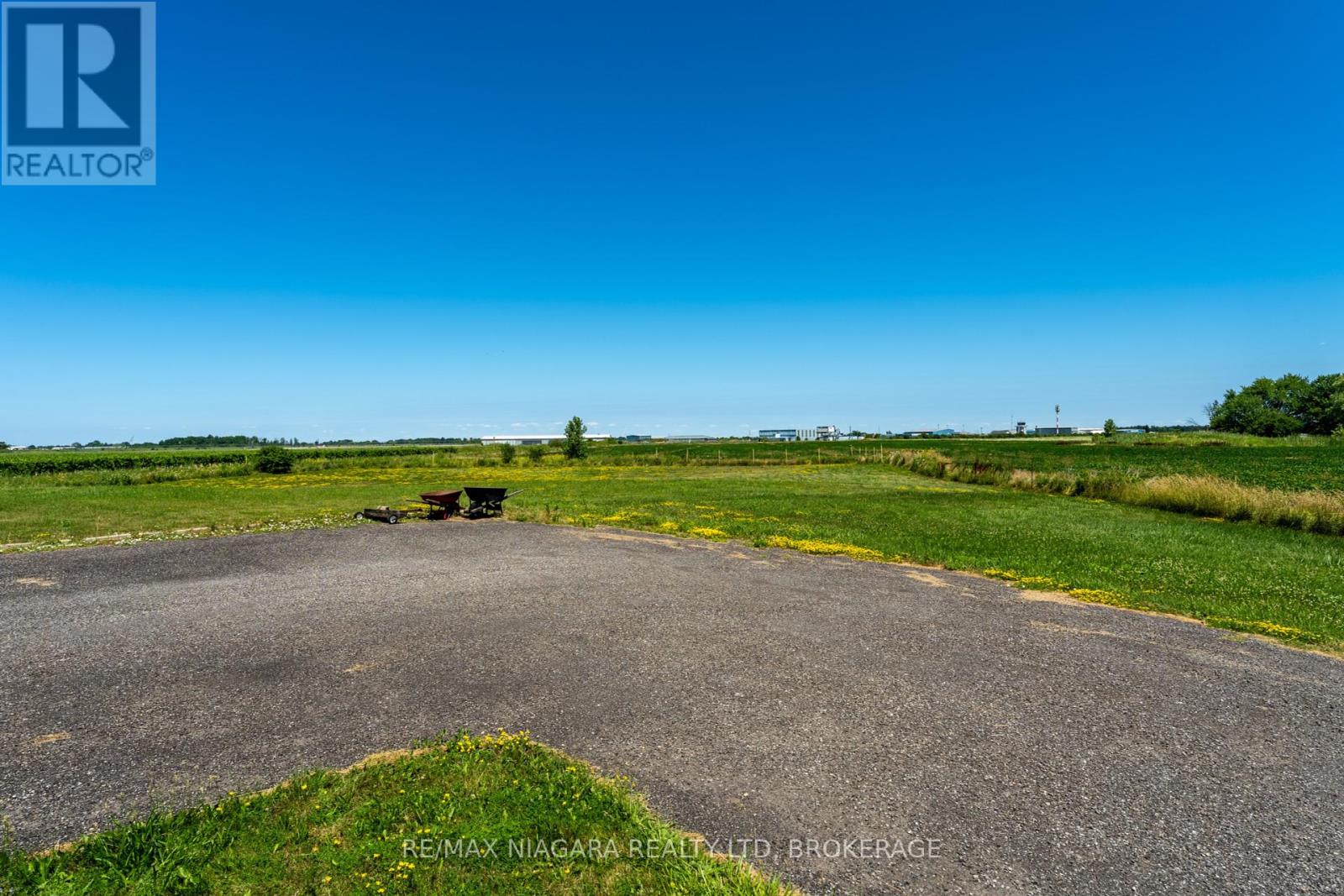 374 Niagara Stone Road, Niagara-On-The-Lake, Ontario  L0S 1J0 - Photo 39 - X12446338