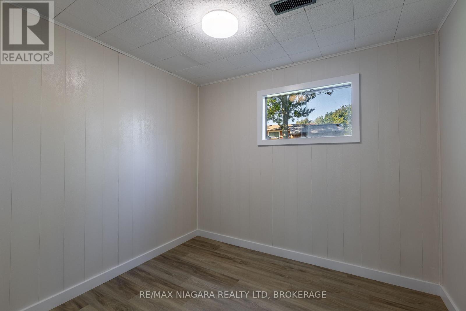 22 Little John Court, Welland, Ontario  L3C 5X2 - Photo 20 - X12447129