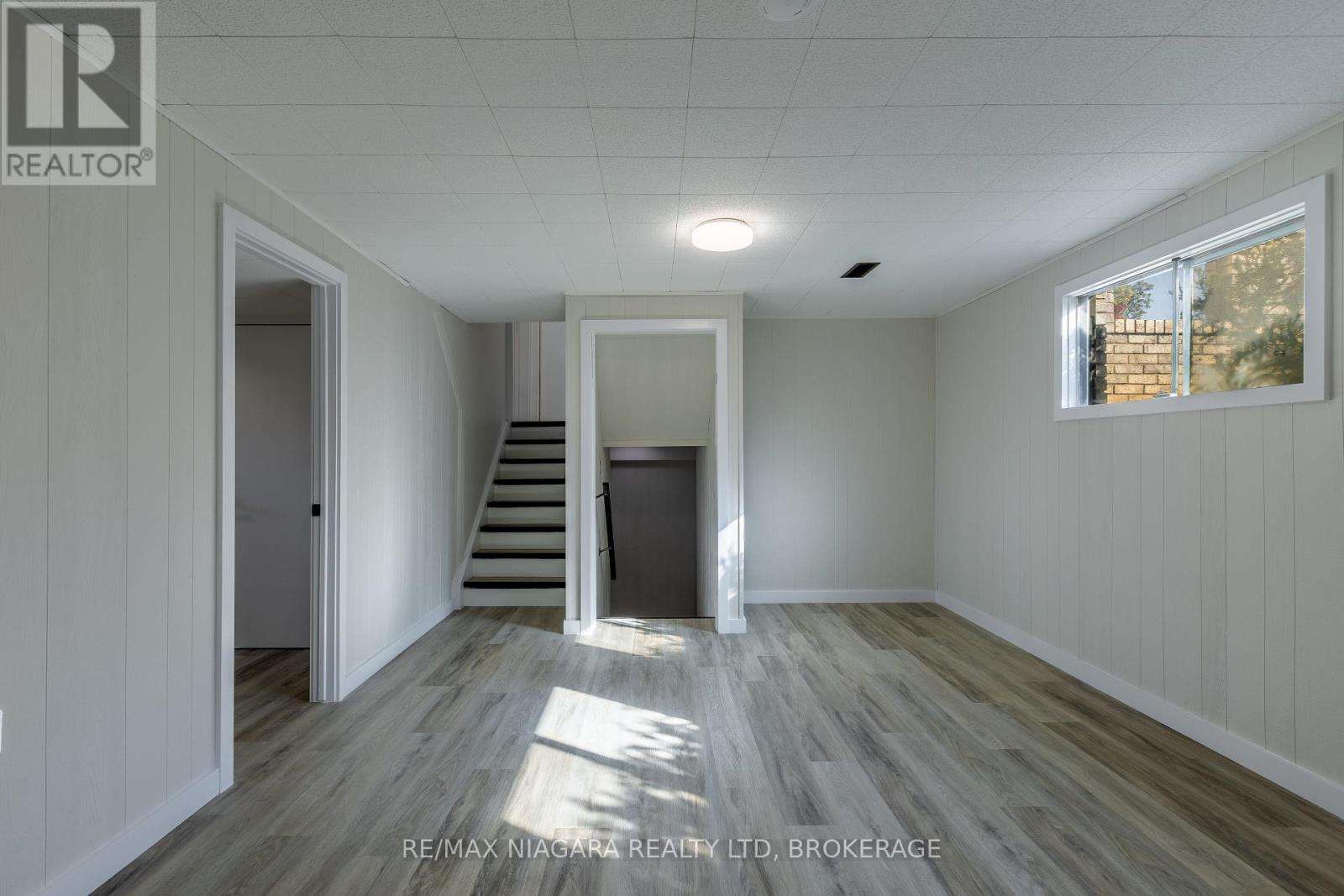 22 Little John Court, Welland, Ontario  L3C 5X2 - Photo 22 - X12447129