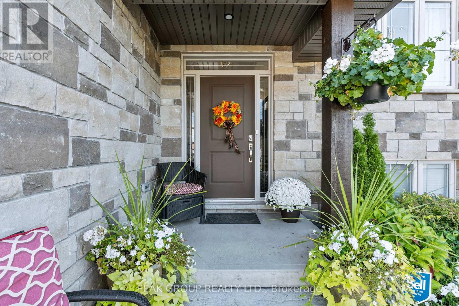 398 Aqueduct Street, Welland (N. Welland), Ontario  L3C 0H3 - Photo 5 - X12447983