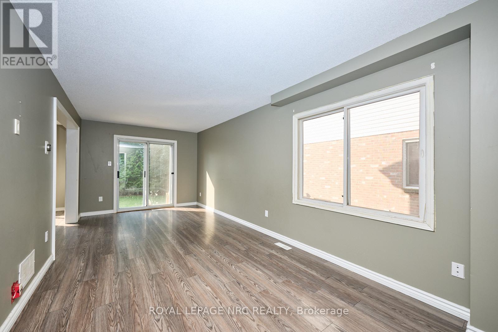 14 Buss Court, Thorold (Confederation Heights), Ontario  L2V 5B1 - Photo 10 - X12448054