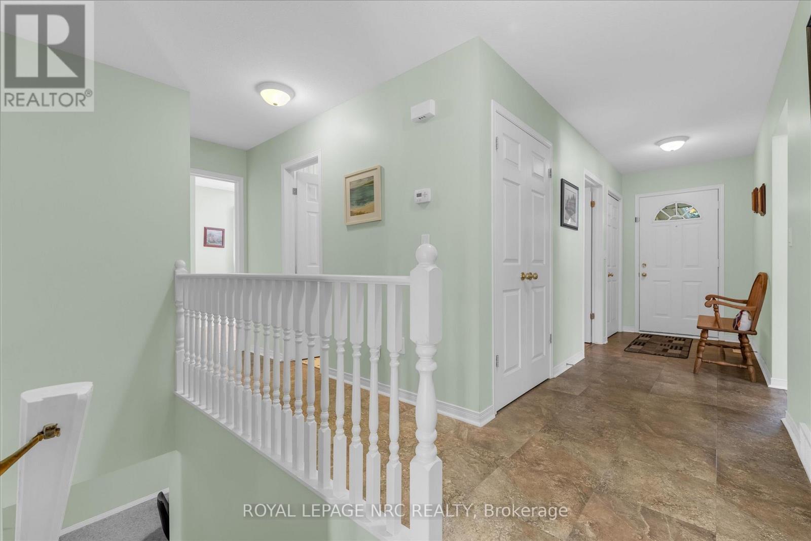 13 Tanner Drive, Pelham (Fonthill), Ontario  L0S 1E4 - Photo 15 - X12448073