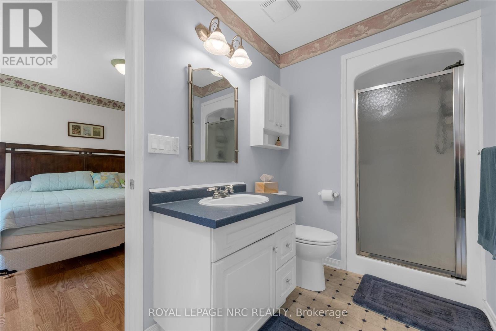 13 Tanner Drive, Pelham (Fonthill), Ontario  L0S 1E4 - Photo 20 - X12448073