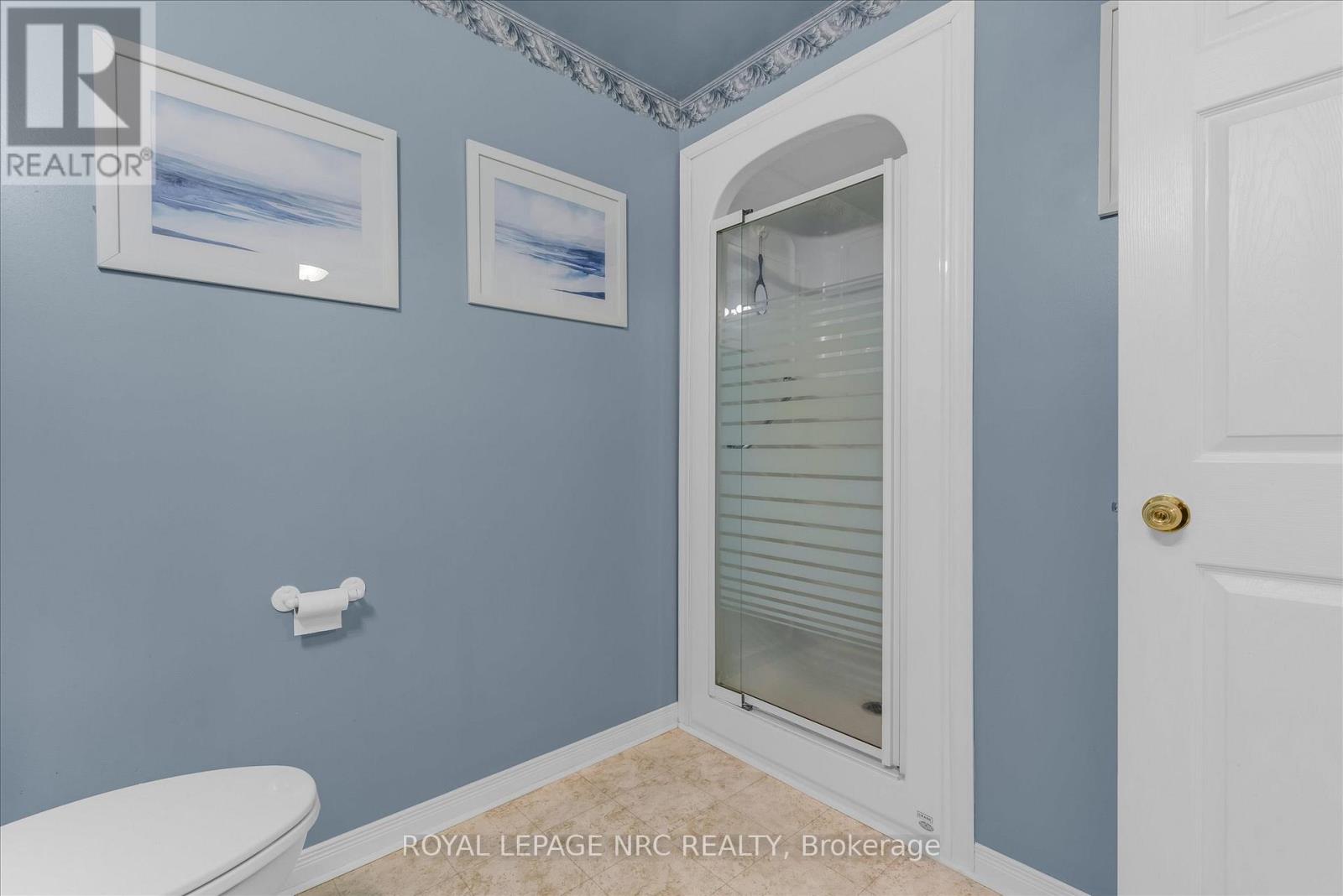 13 Tanner Drive, Pelham (Fonthill), Ontario  L0S 1E4 - Photo 30 - X12448073