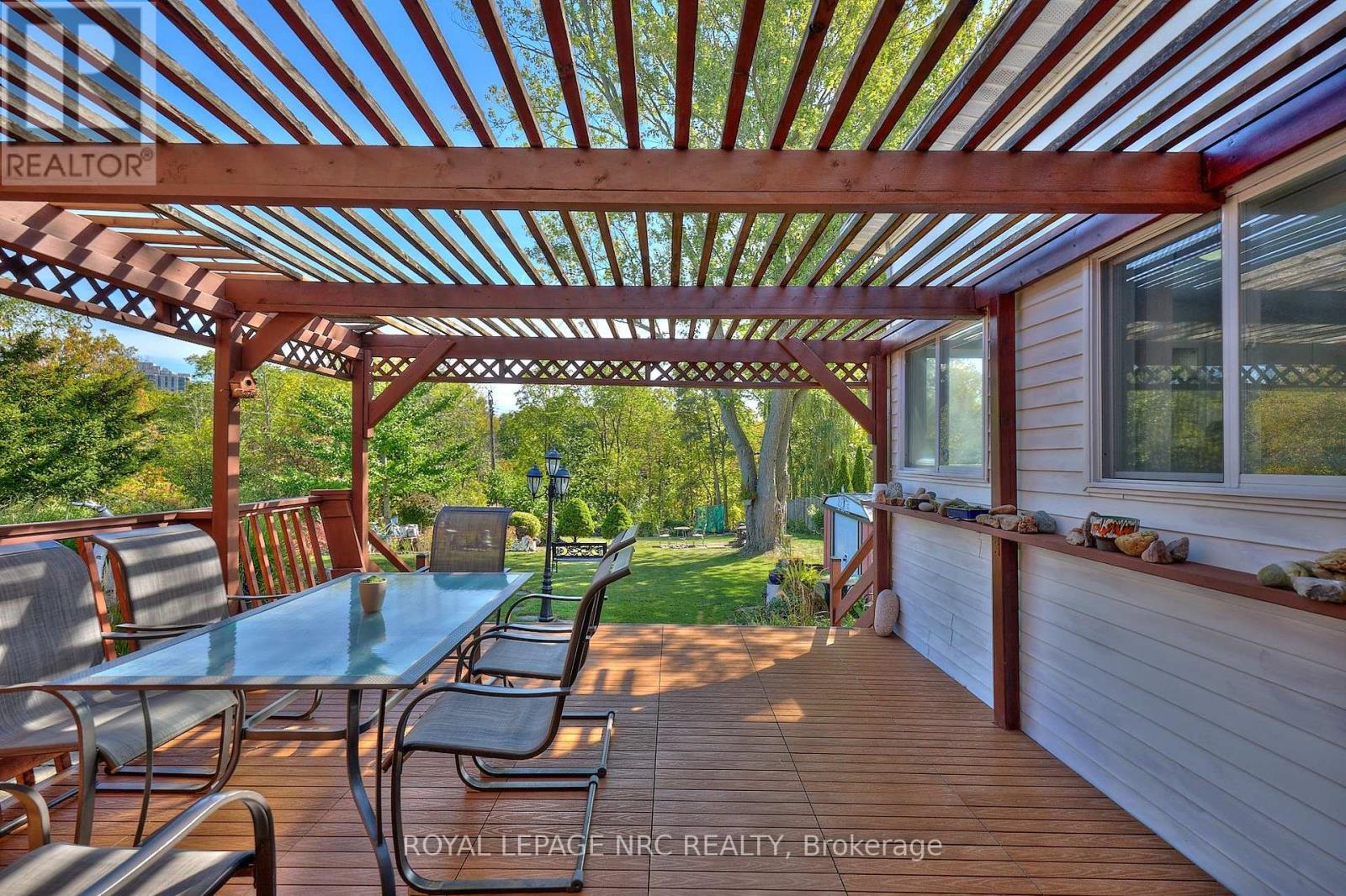 81 Riverview Boulevard, St. Catharines (Glendale/glenridge), Ontario  L2T 3L9 - Photo 6 - X12448078