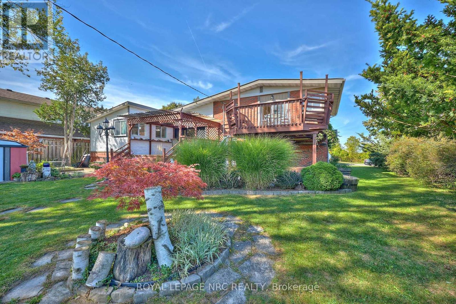 81 Riverview Boulevard, St. Catharines (Glendale/glenridge), Ontario  L2T 3L9 - Photo 9 - X12448078
