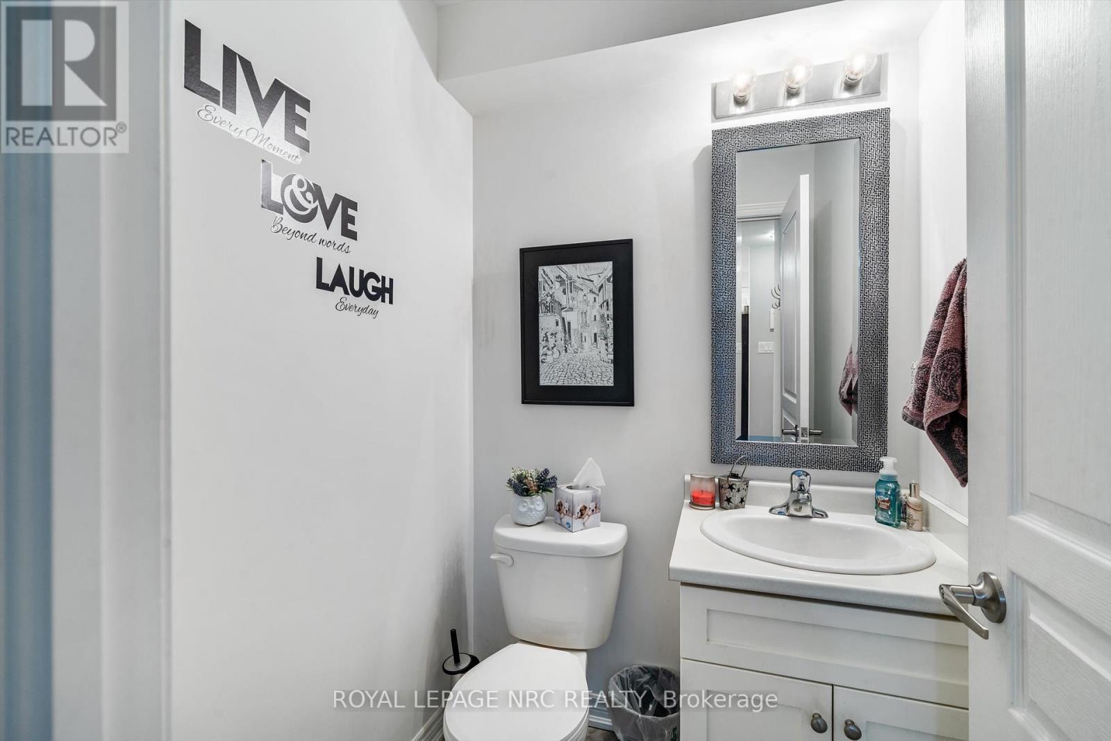 66 Oliver Lane, St. Catharines (Secord Woods), Ontario  L2P 0E4 - Photo 18 - X12448221