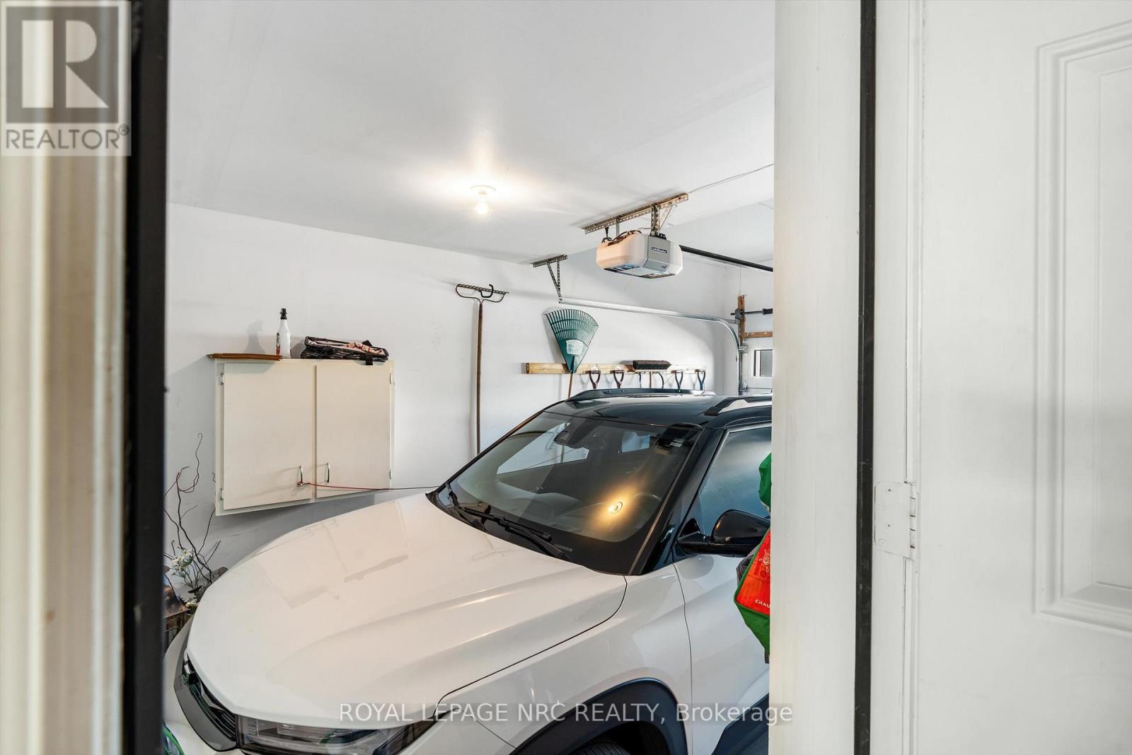 66 Oliver Lane, St. Catharines (Secord Woods), Ontario  L2P 0E4 - Photo 24 - X12448221