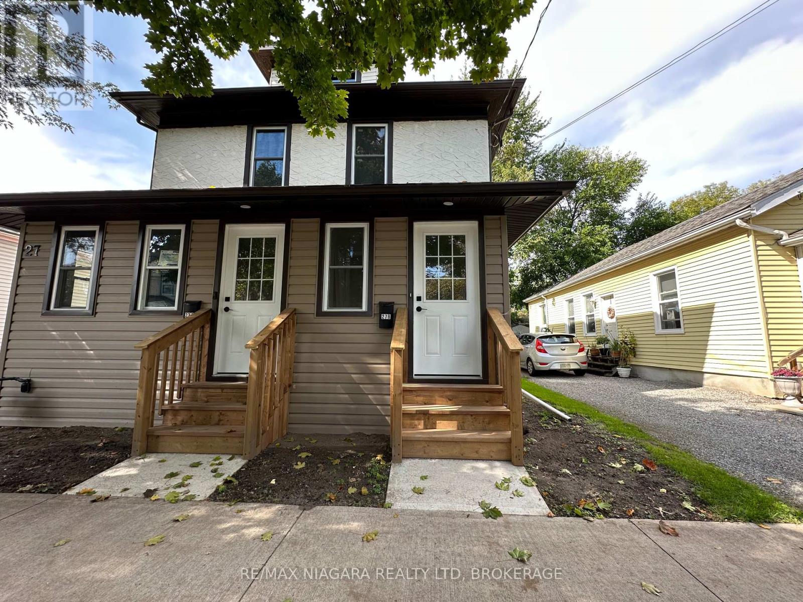 Unit B - 27 Water Street, St. Catharines (Downtown), Ontario  L2R 4T6 - Photo 2 - X12448229