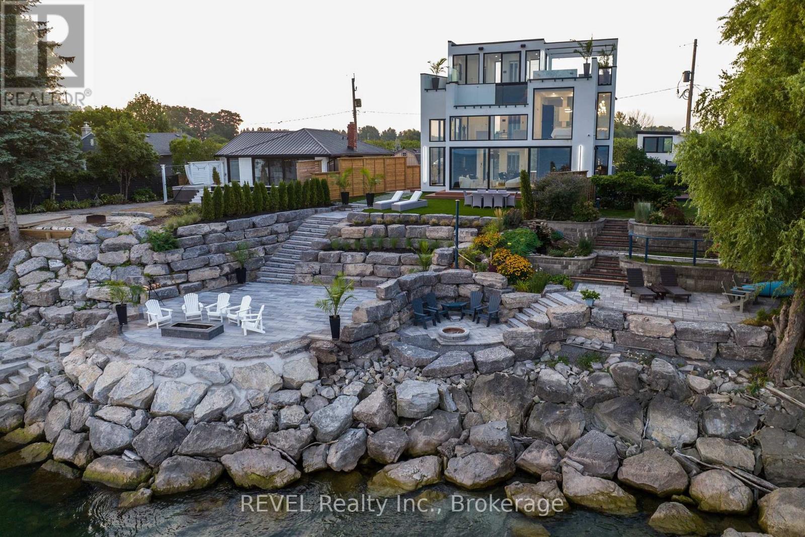 6 Firelane 11 Street, Niagara-On-The-Lake (Lakeshore), Ontario  L0S 1J0 - Photo 14 - X12448305