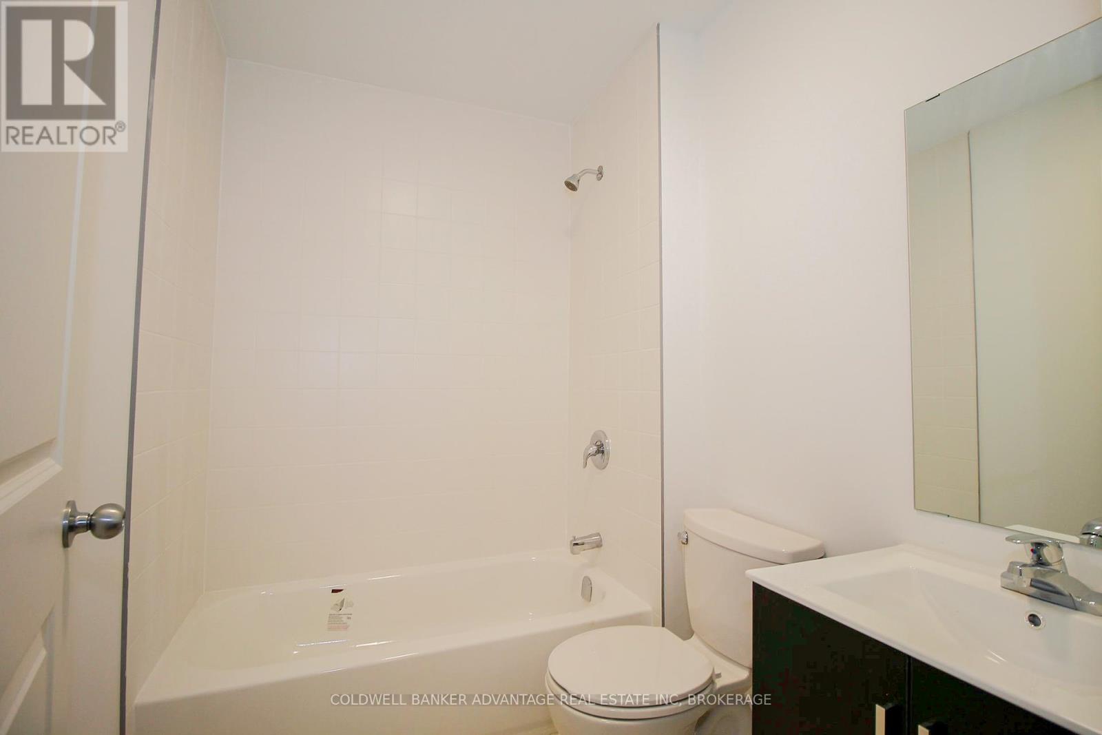 380 Alberta Street, Welland (Lincoln/crowland), Ontario  L3B 0K5 - Photo 12 - X12448334