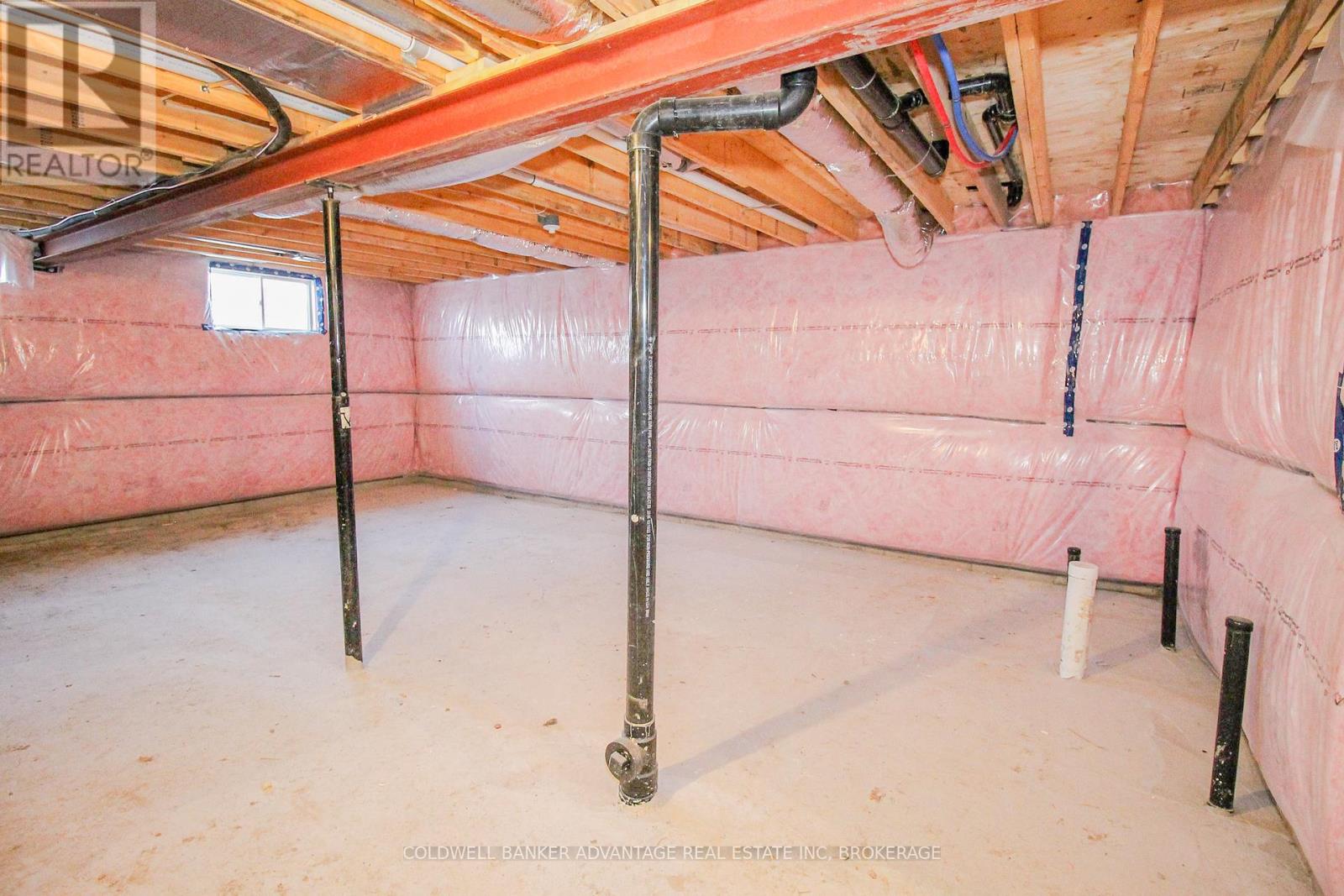 380 Alberta Street, Welland (Lincoln/crowland), Ontario  L3B 0K5 - Photo 15 - X12448334