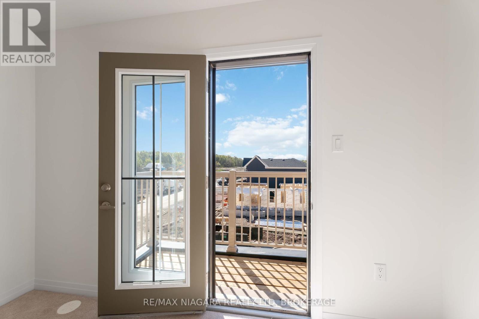 12 Feather Road, Welland (Dain City), Ontario  L3B 0P3 - Photo 26 - X12448593
