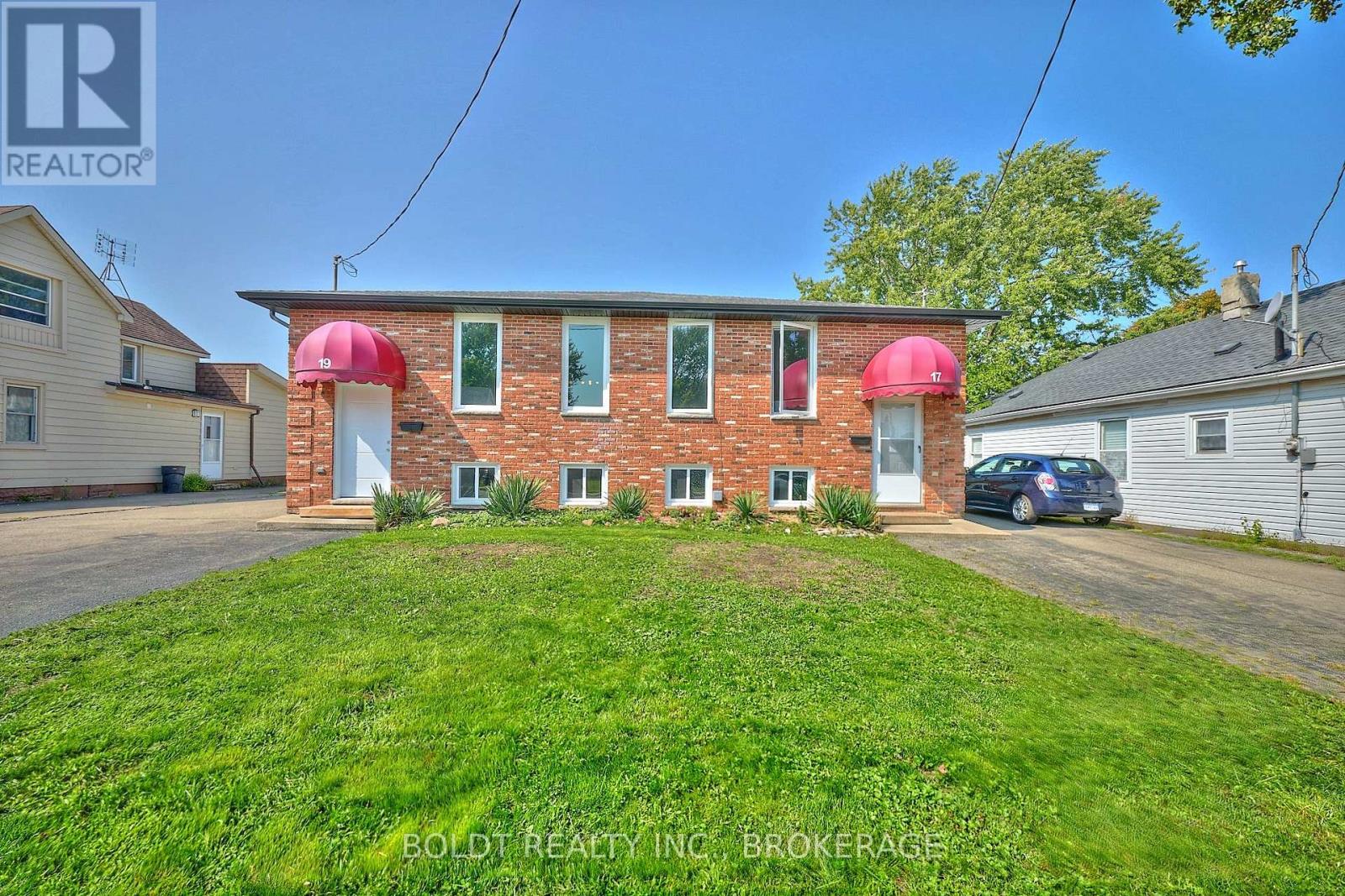 17-19 COLBORNE STREET, thorold (thorold downtown), Ontario