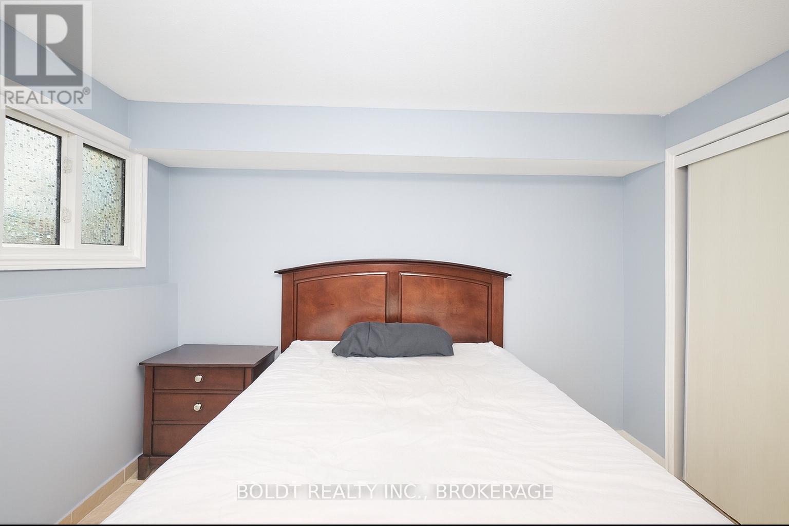 17-19 Colborne Street, Thorold (Thorold Downtown), Ontario  L2V 3P8 - Photo 26 - X12449388
