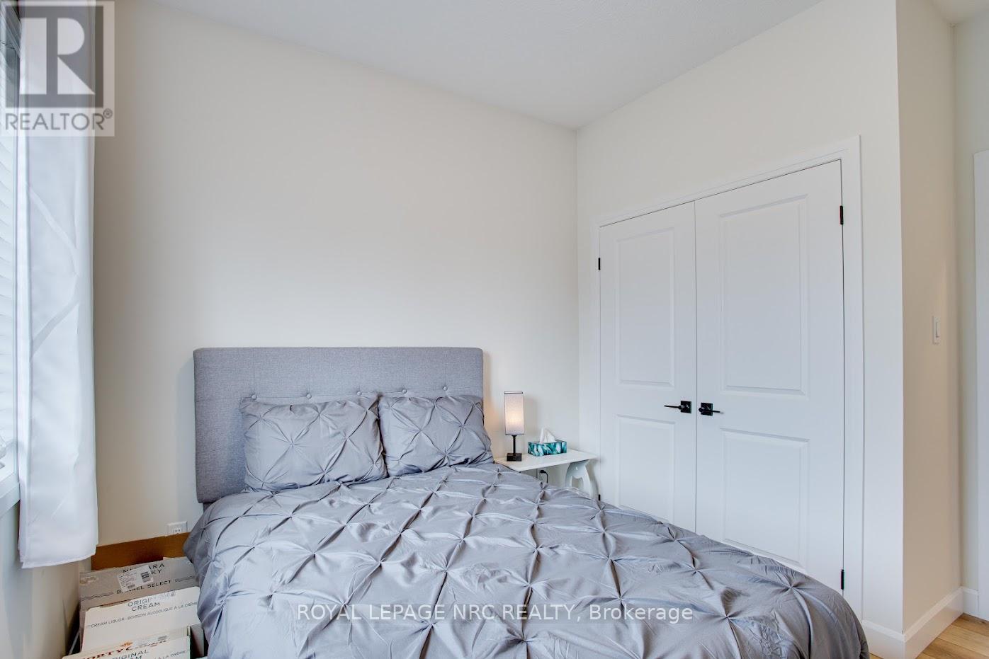 B - 12 Shores Lane, Fort Erie (Crystal Beach), Ontario  L0S 1B0 - Photo 15 - X12449460