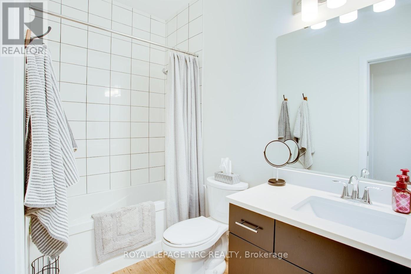 B - 12 Shores Lane, Fort Erie (Crystal Beach), Ontario  L0S 1B0 - Photo 16 - X12449460