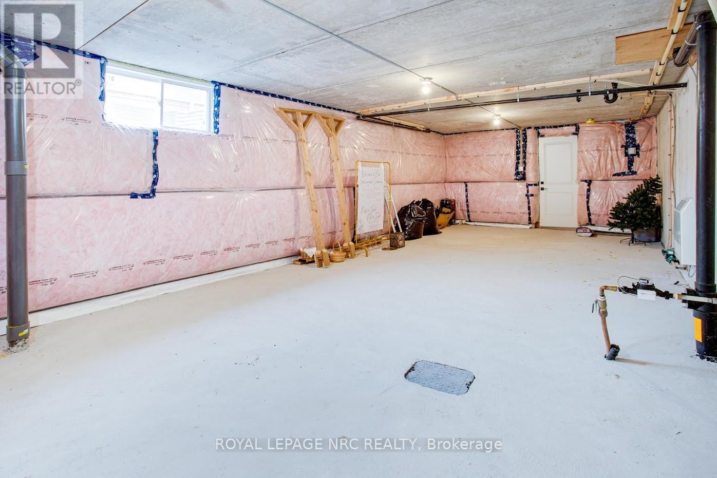 B - 12 Shores Lane, Fort Erie (Crystal Beach), Ontario  L0S 1B0 - Photo 18 - X12449460