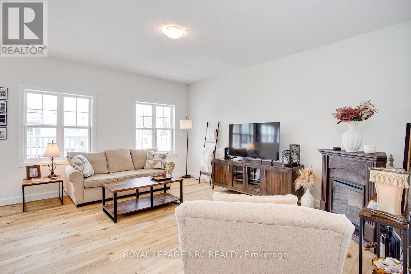 B - 12 Shores Lane, Fort Erie (Crystal Beach), Ontario  L0S 1B0 - Photo 6 - X12449460