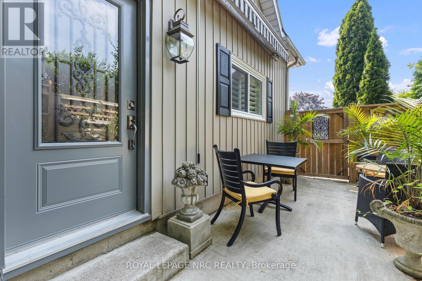 1 Karsam Court, Niagara-On-The-Lake, Ontario  L0S 1J0 - Photo 36 - X12449507