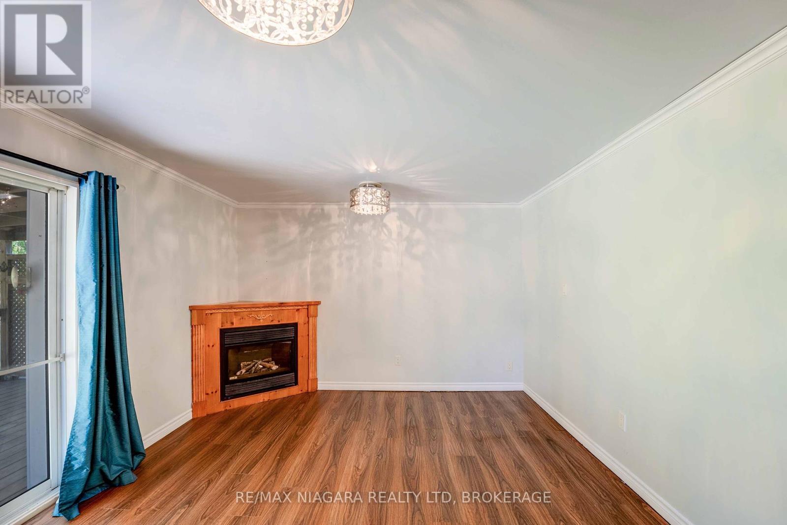 6589 Dunn Street, Niagara Falls, Ontario  L2G 2P9 - Photo 15 - X12450233