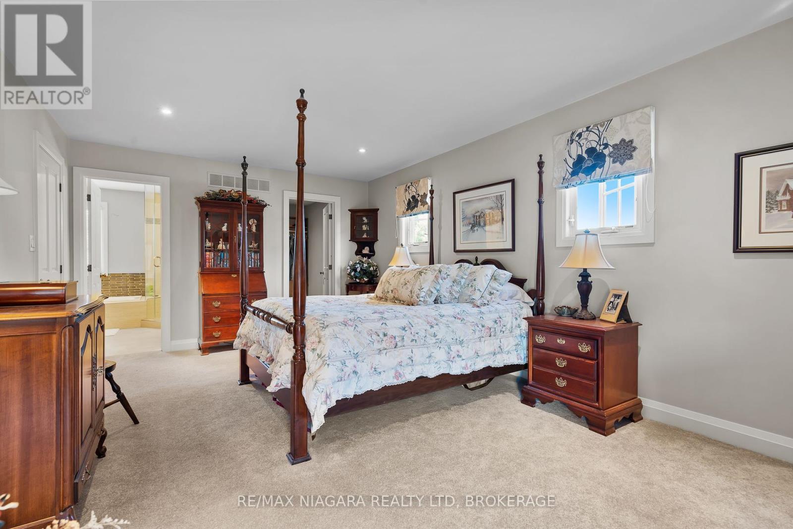 52 Garrison Village Drive, Niagara-On-The-Lake (Town), Ontario  L0S 1J0 - Photo 27 - X12451827