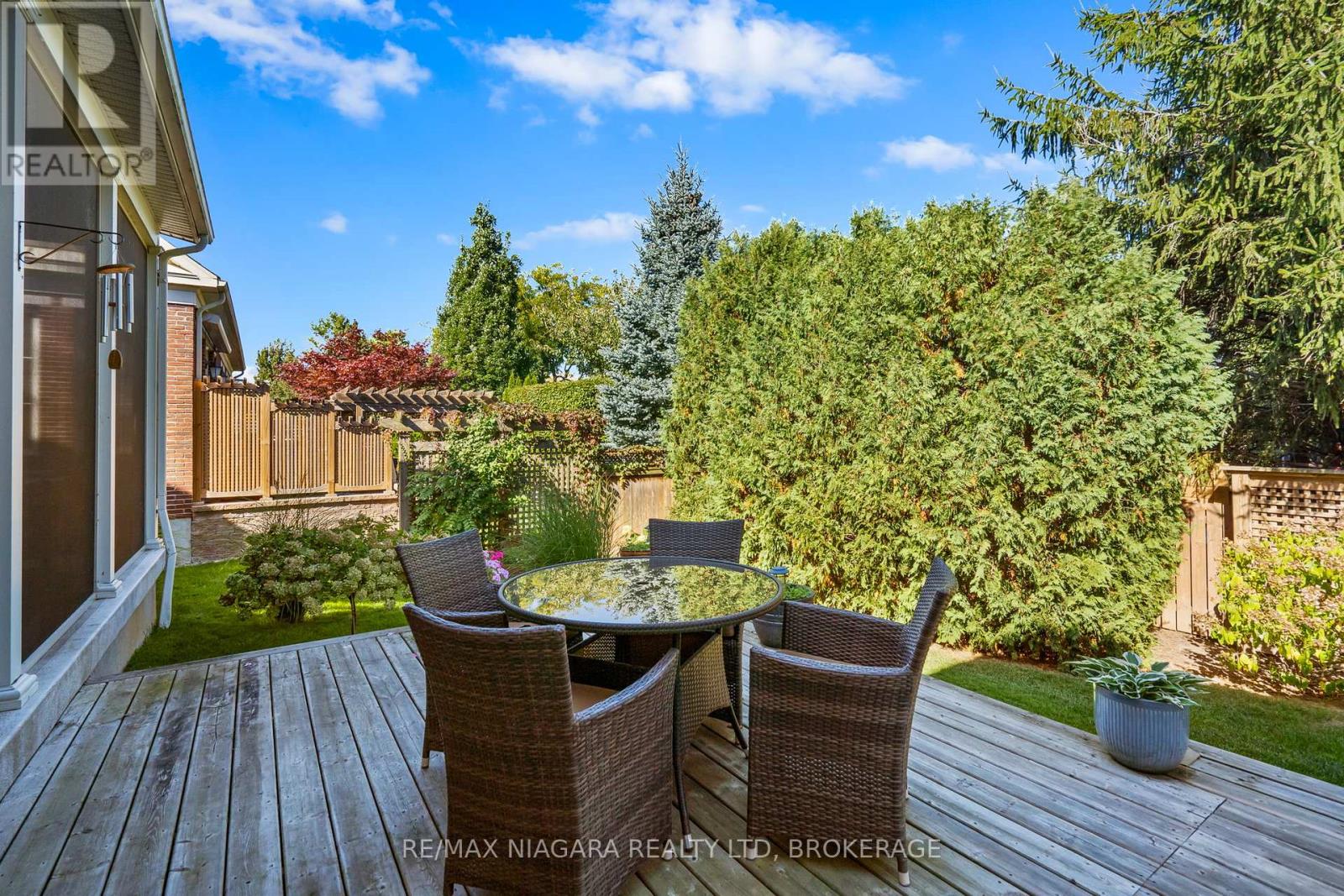 52 Garrison Village Drive, Niagara-On-The-Lake (Town), Ontario  L0S 1J0 - Photo 35 - X12451827