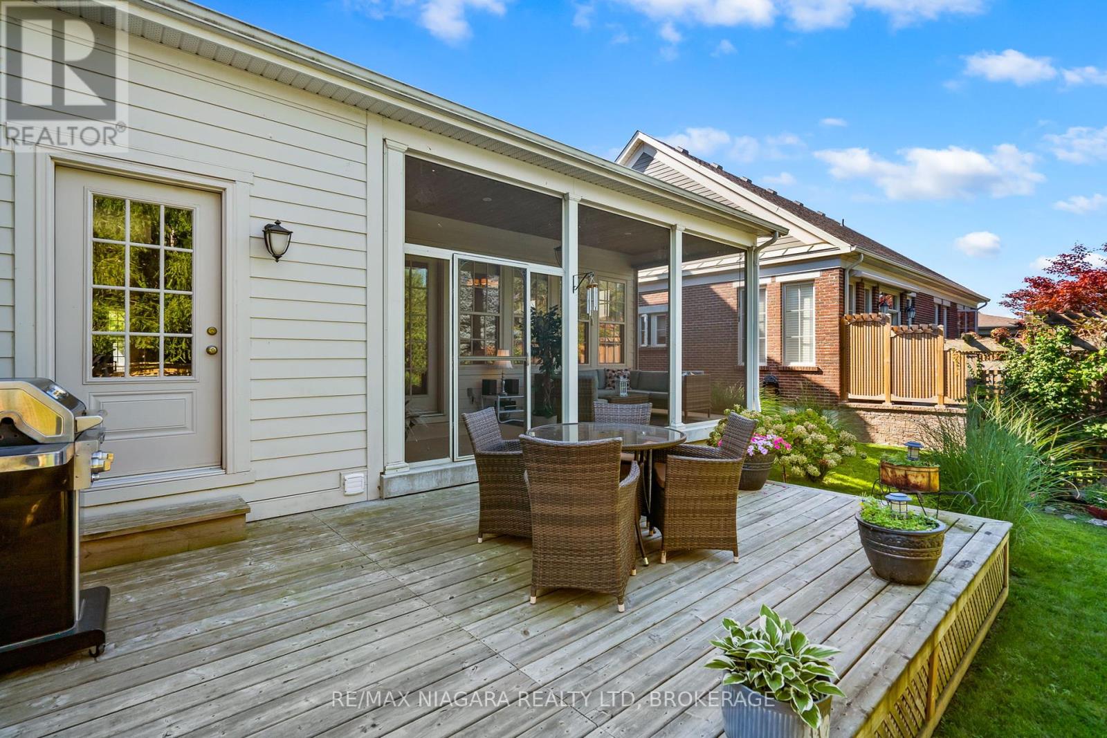 52 Garrison Village Drive, Niagara-On-The-Lake (Town), Ontario  L0S 1J0 - Photo 37 - X12451827