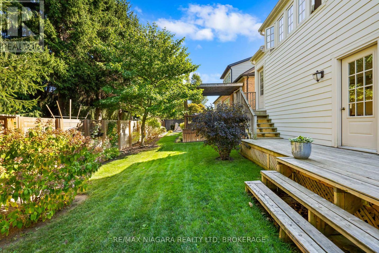 52 Garrison Village Drive, Niagara-On-The-Lake (Town), Ontario  L0S 1J0 - Photo 39 - X12451827