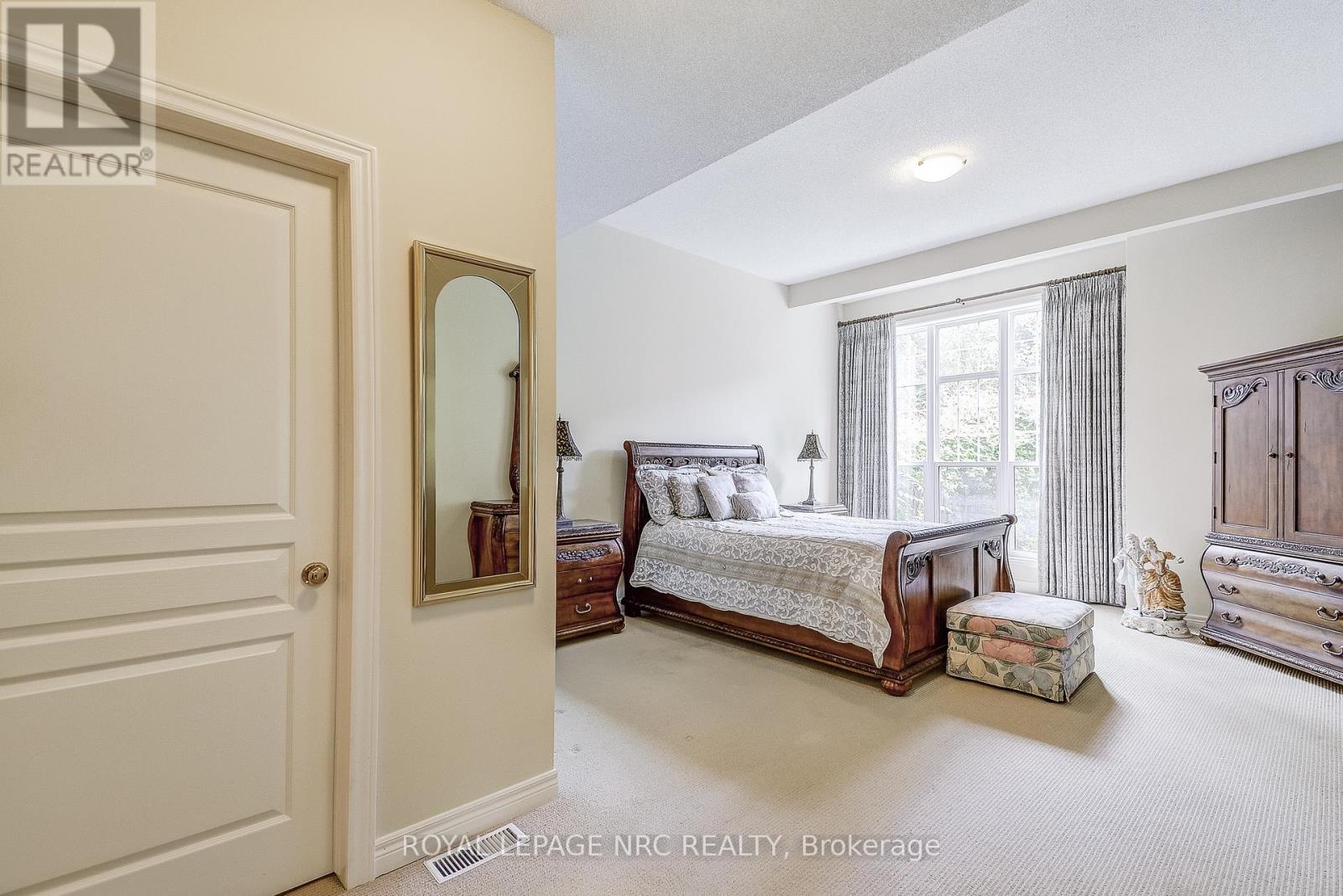 15 Shaws Lane, Niagara-On-The-Lake (Town), Ontario  L0S 1J0 - Photo 20 - X12451851