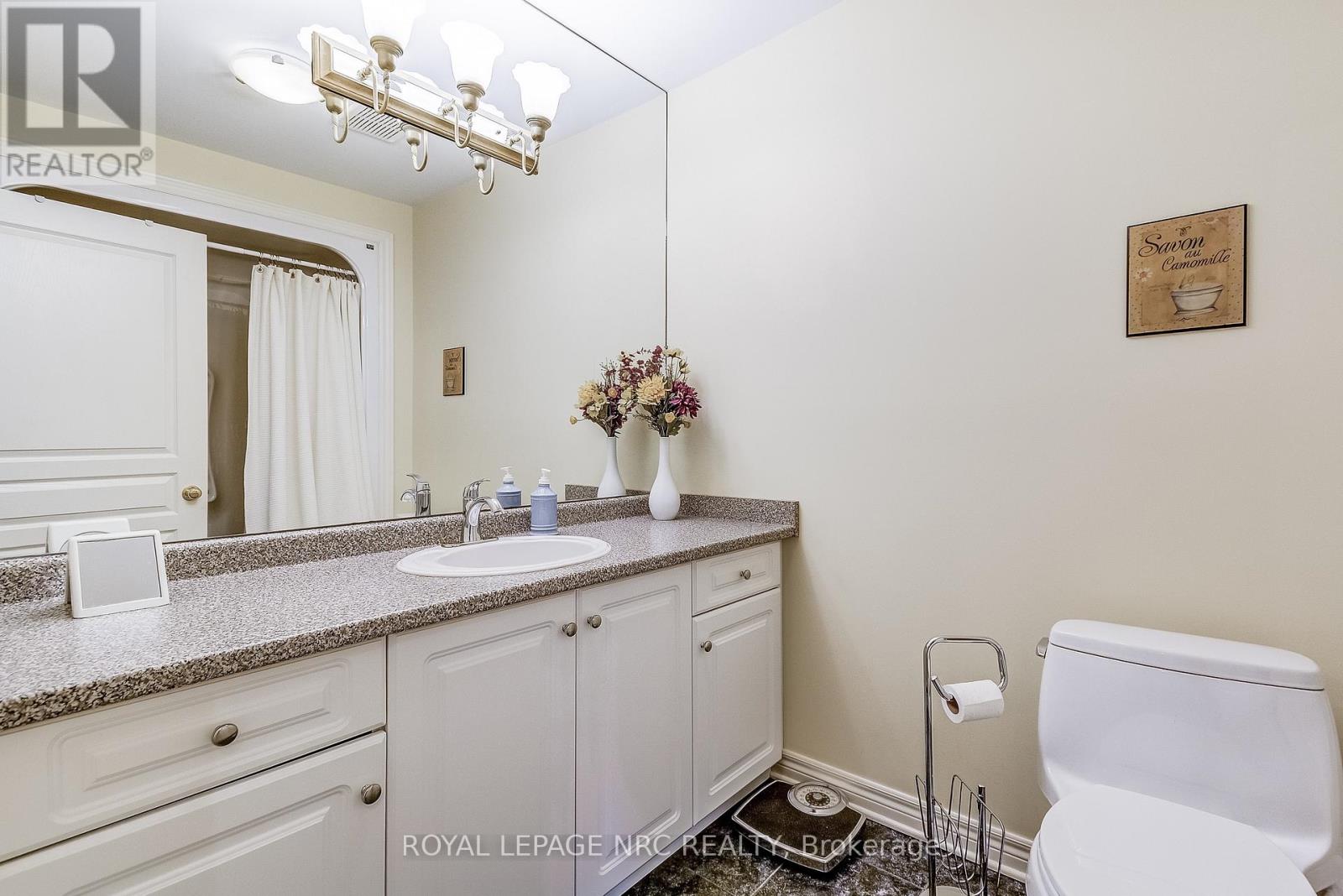 15 Shaws Lane, Niagara-On-The-Lake (Town), Ontario  L0S 1J0 - Photo 32 - X12451851