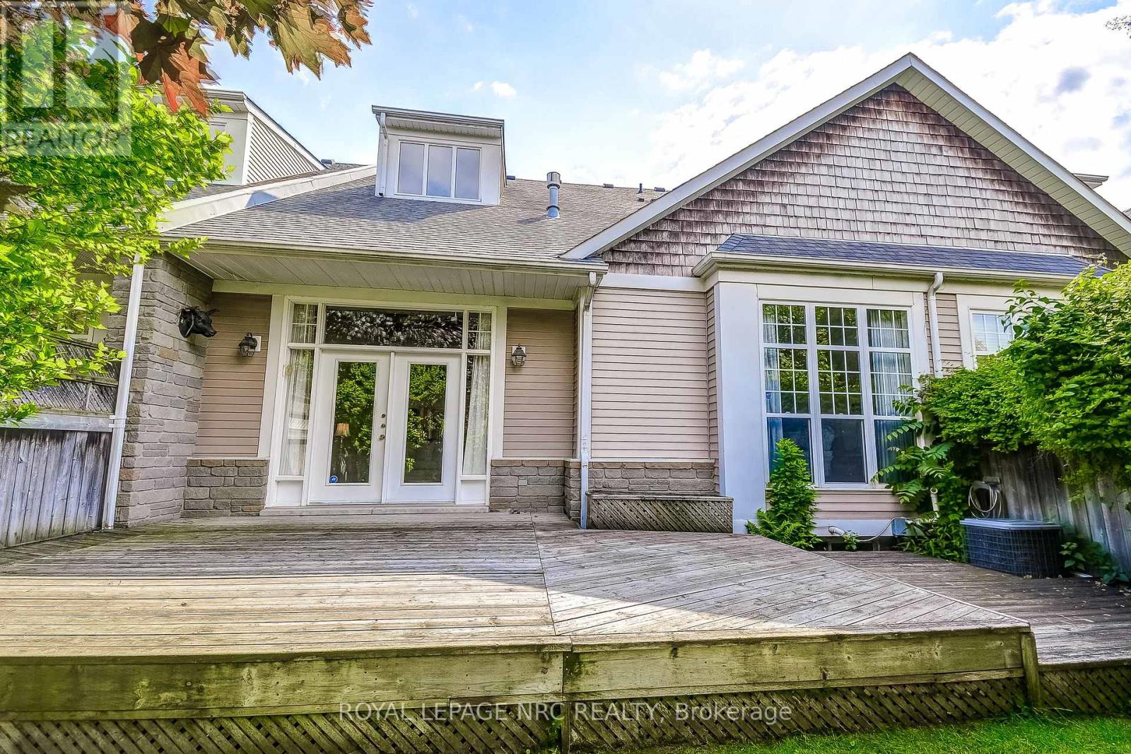 15 Shaws Lane, Niagara-On-The-Lake (Town), Ontario  L0S 1J0 - Photo 34 - X12451851