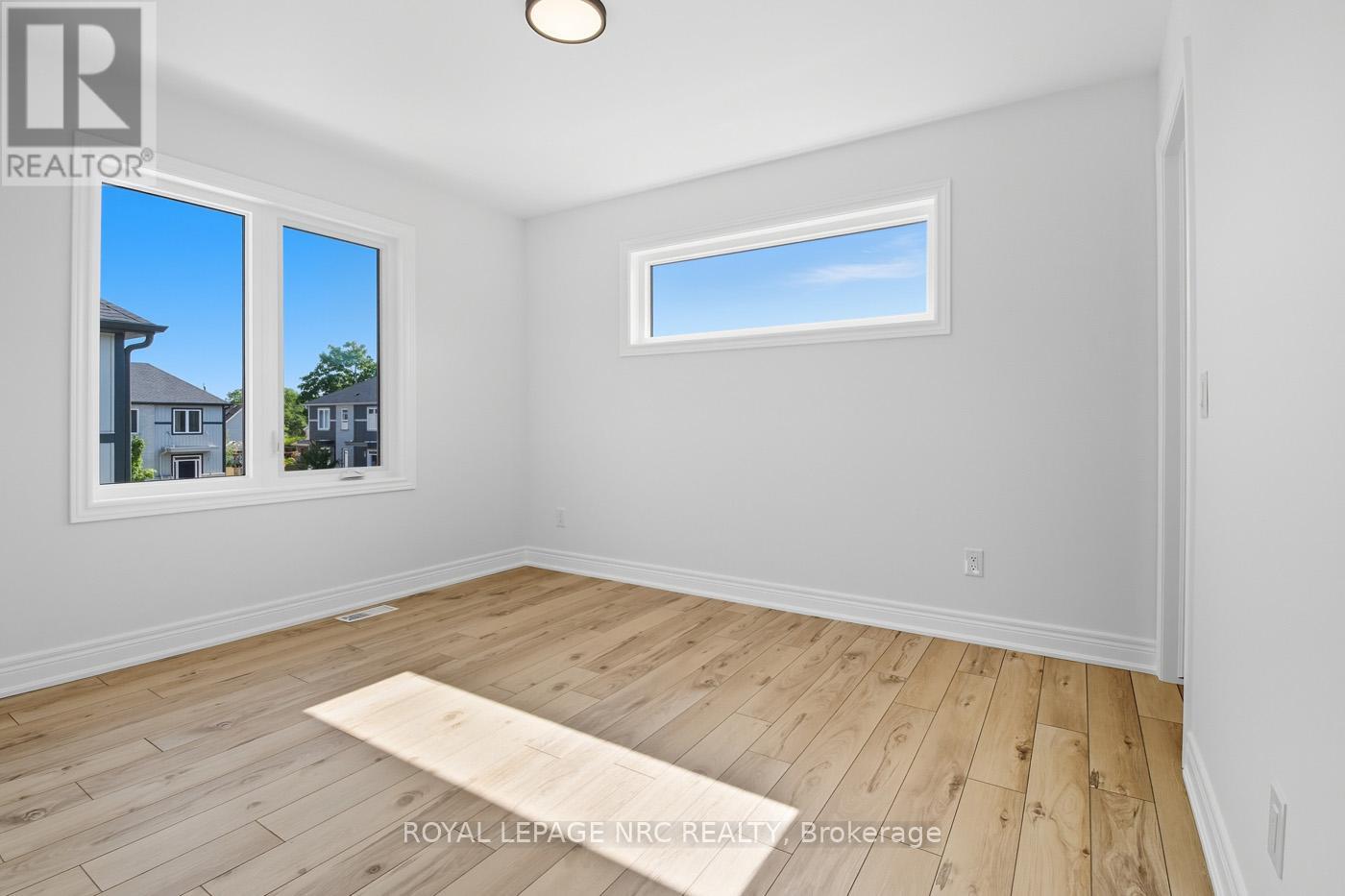13 - 121a Moffatt Street, St. Catharines (Oakdale), Ontario  L2P 0G4 - Photo 23 - X12452271