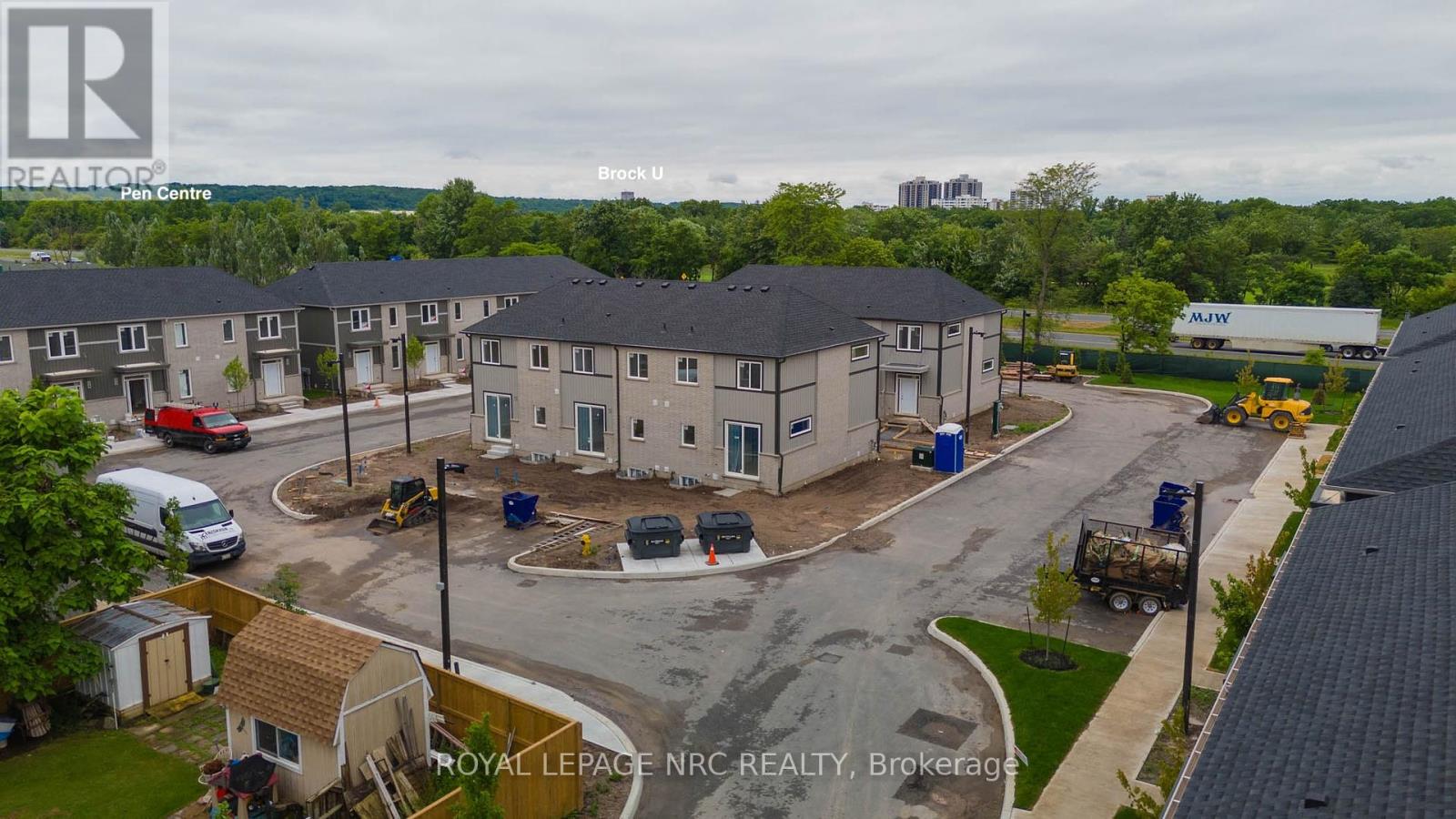 13 - 121a Moffatt Street, St. Catharines (Oakdale), Ontario  L2P 0G4 - Photo 34 - X12452271