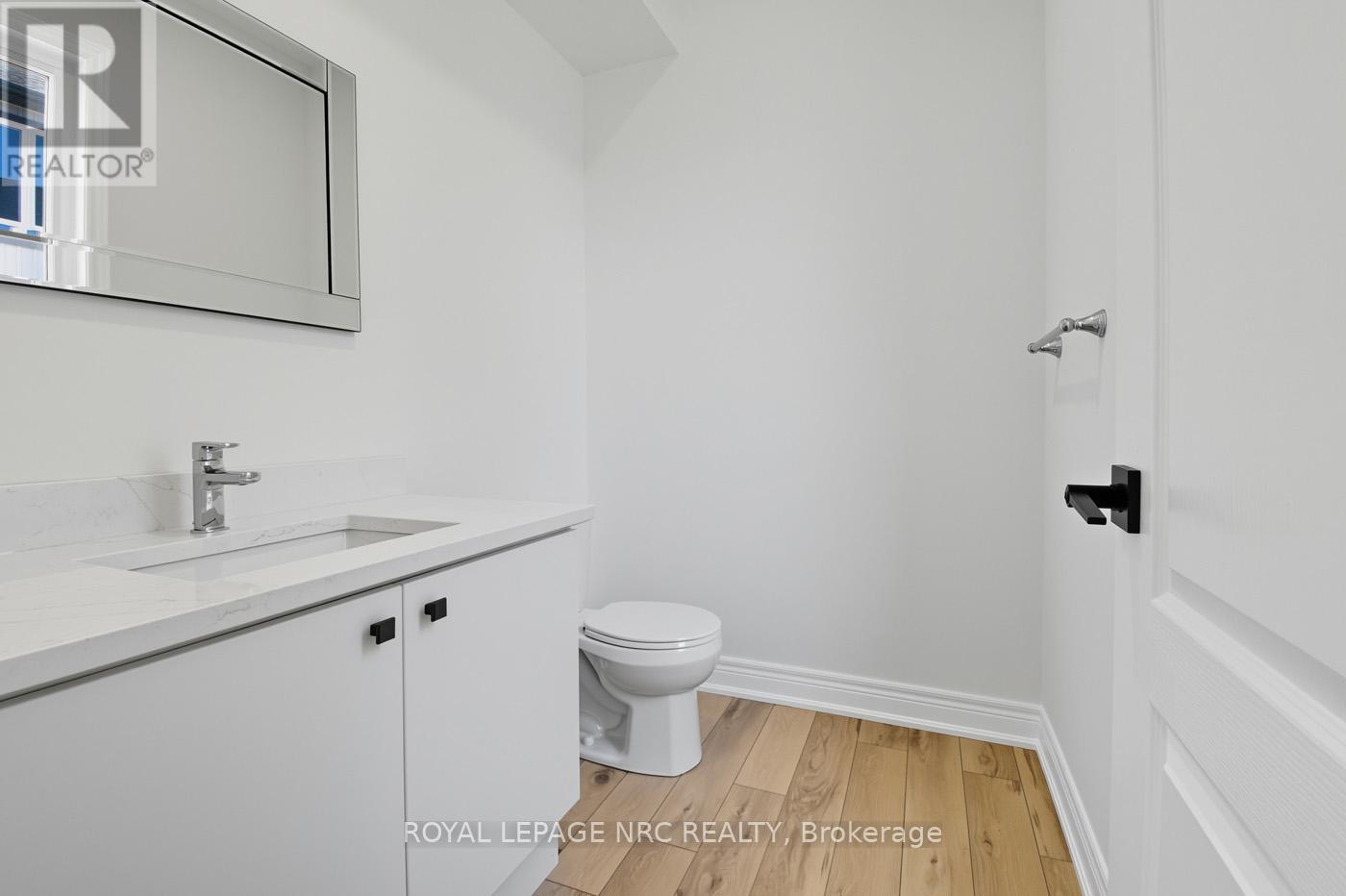 13 - 121a Moffatt Street, St. Catharines (Oakdale), Ontario  L2P 0G4 - Photo 6 - X12452271