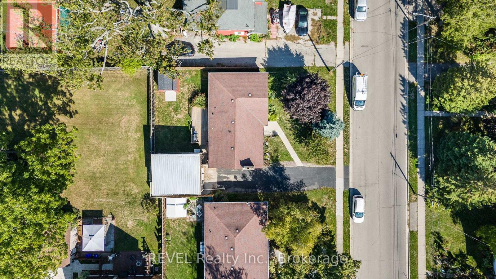 908 Cedar Street, Haldimand (Dunnville), Ontario  N1A 2K3 - Photo 46 - X12452510