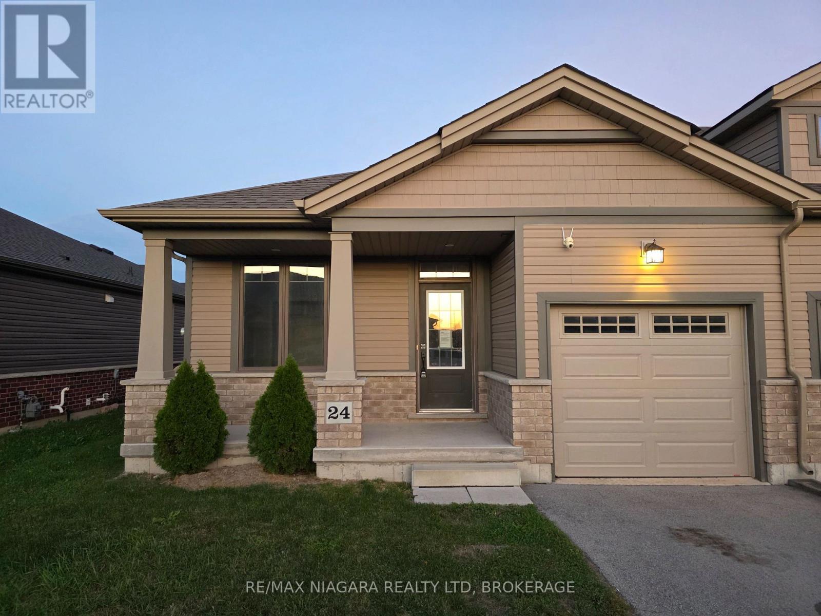 24 ELLIS AVENUE, st. catharines (oakdale), Ontario