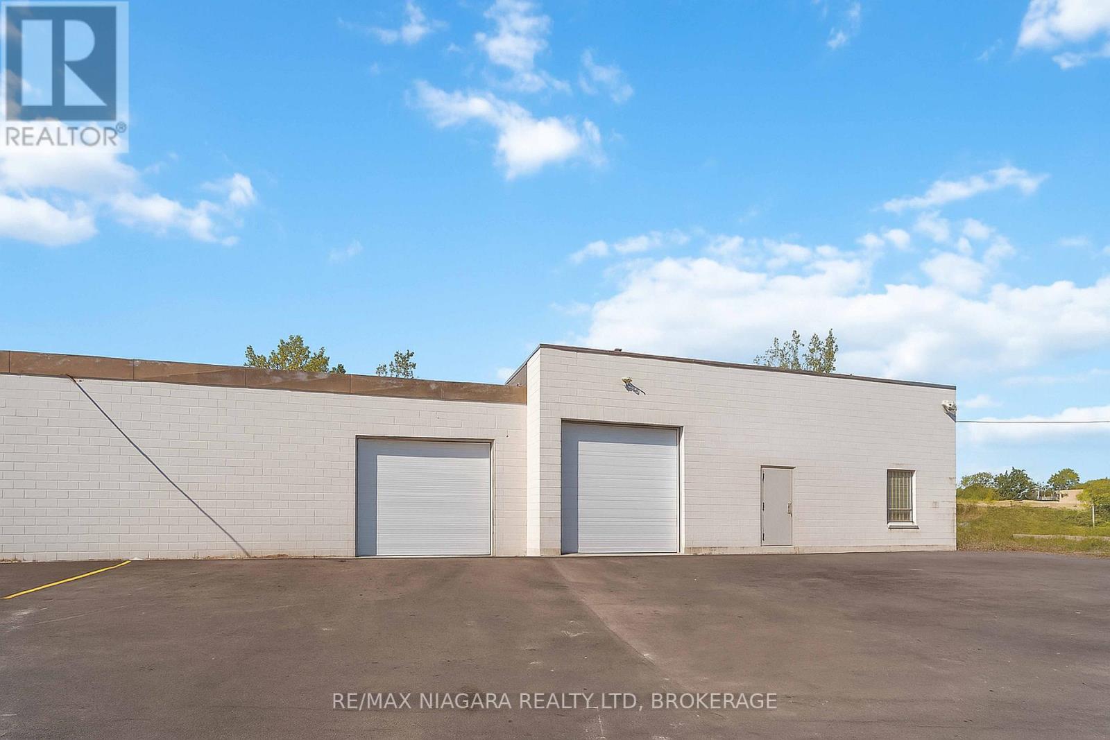 155 - 157 Cushman Road, St. Catharines (Cushman/industrial), Ontario  L2M 6T4 - Photo 13 - X12452551
