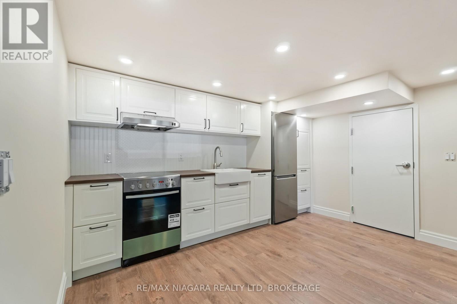 89 Bayview Drive, St. Catharines (Port Dalhousie), Ontario  L2N 4Z2 - Photo 8 - X12452631