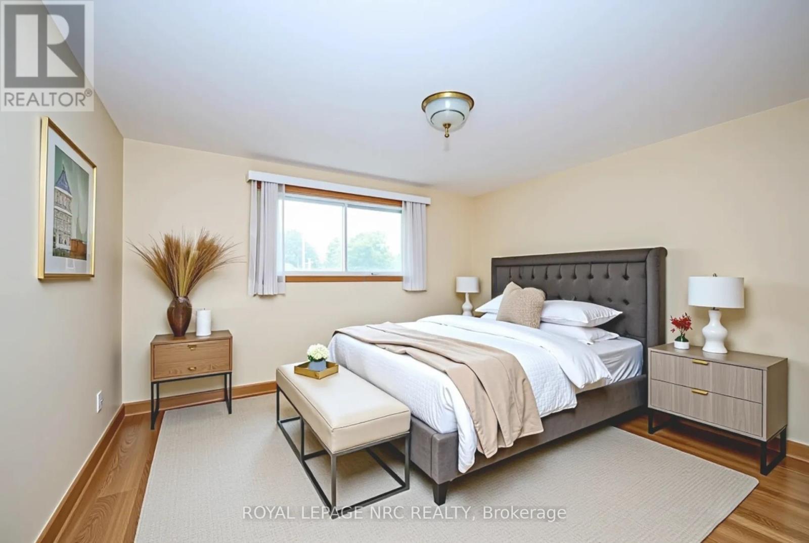 27 Orlando Drive, St. Catharines (Lakeport), Ontario  L2N 6V5 - Photo 6 - X12452774