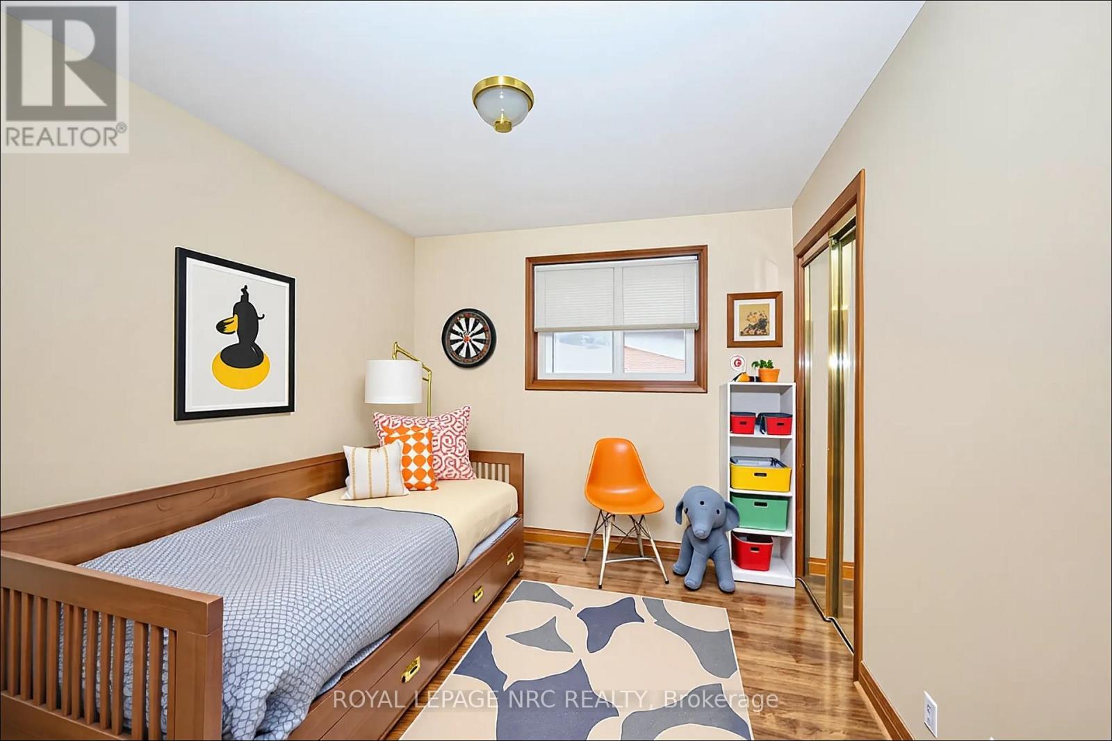 27 Orlando Drive, St. Catharines (Lakeport), Ontario  L2N 6V5 - Photo 9 - X12452774