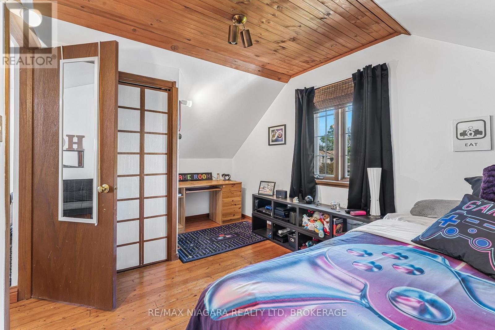 29 Marlatts Road, Thorold (Thorold Downtown), Ontario  L2V 1M9 - Photo 8 - X12452873