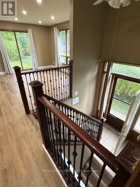 Upper Unit - 105 Fitch Street, Welland (Prince Charles), Ontario  L3C 4V3 - Photo 8 - X12452951