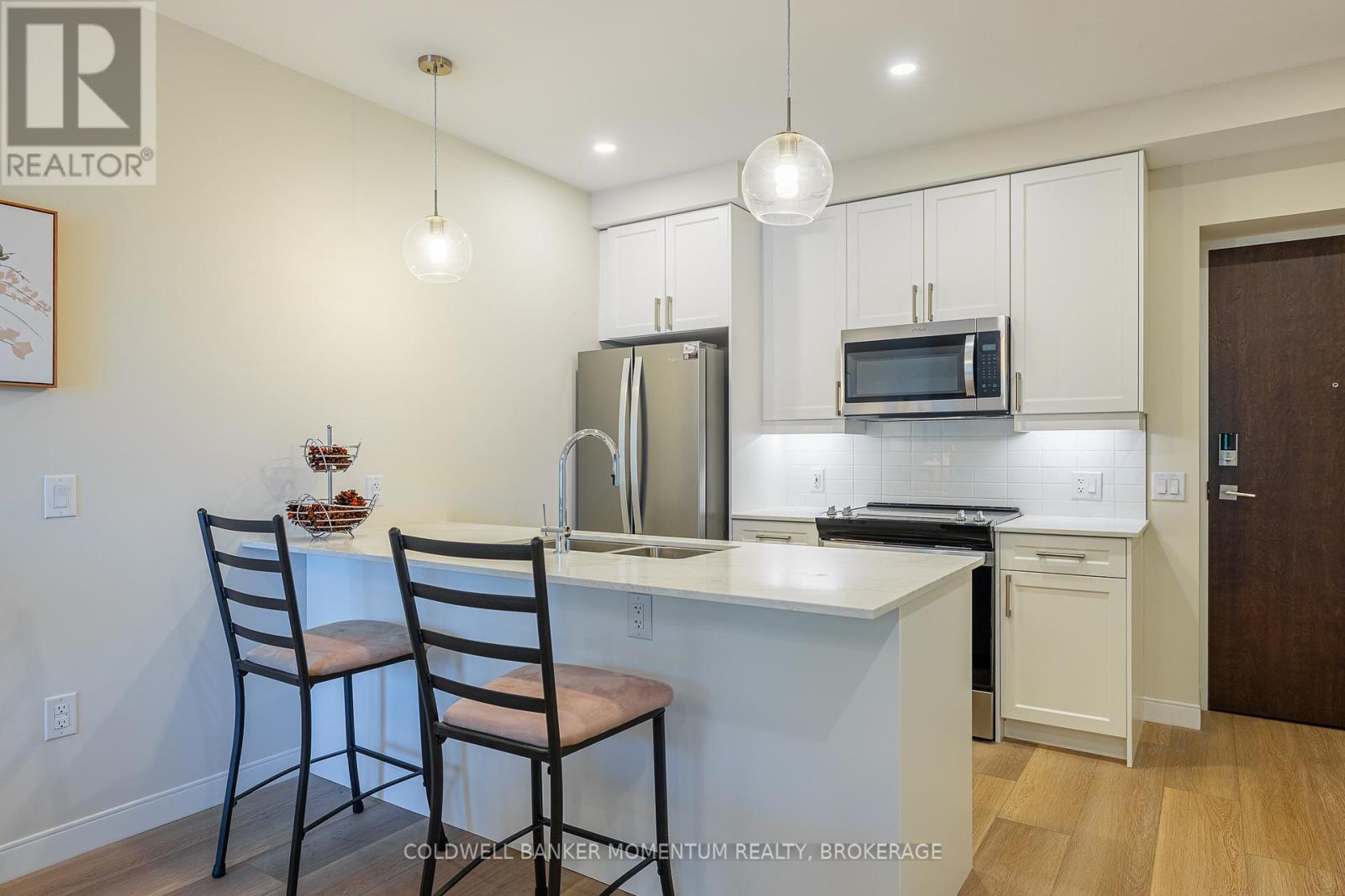 403 - 118 West Street, Port Colborne (Sugarloaf), Ontario  L3K 4C9 - Photo 13 - X12453004