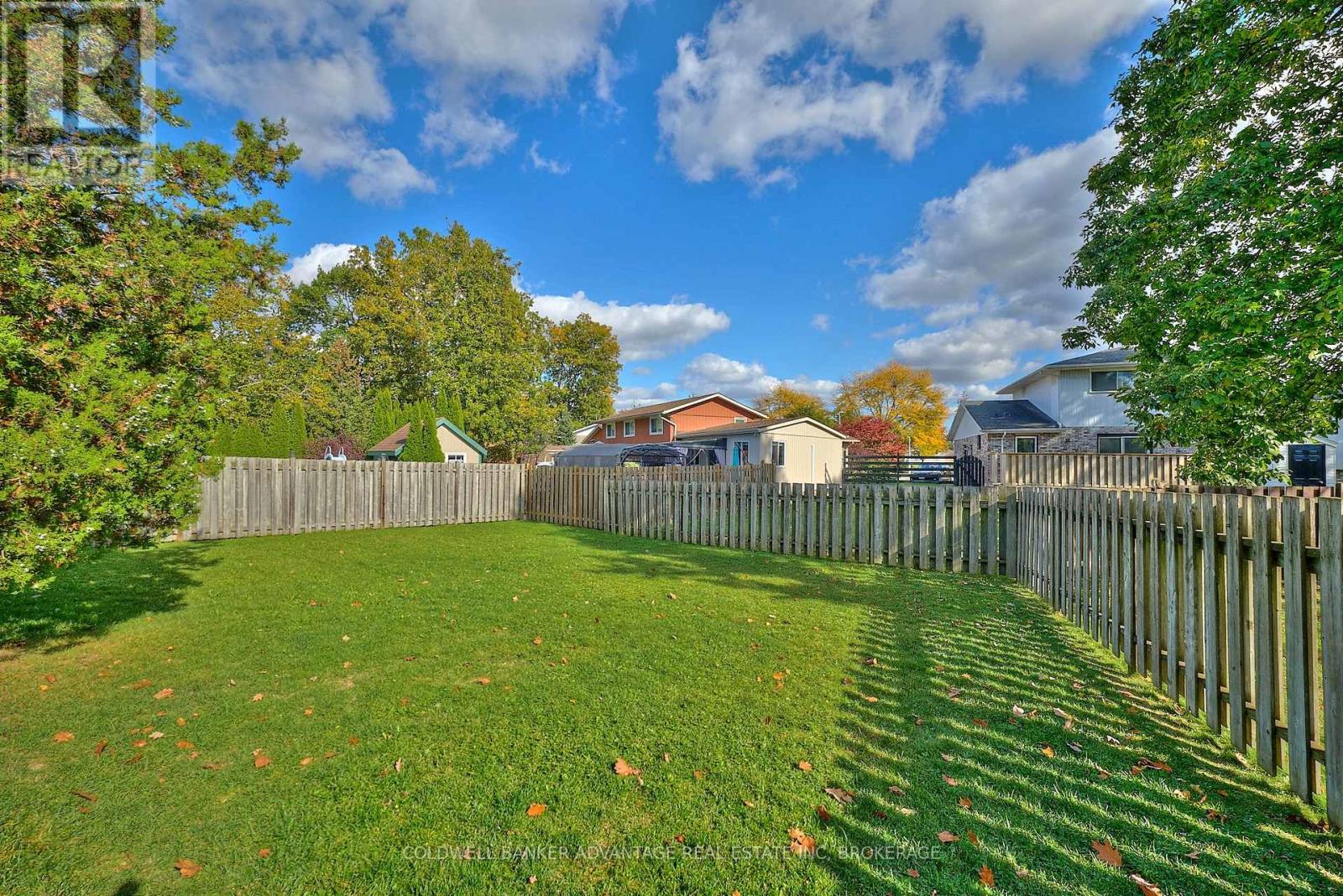 47 Sherwood Forrest Trail, Welland (N. Welland), Ontario  L3C 5X7 - Photo 33 - X12453119